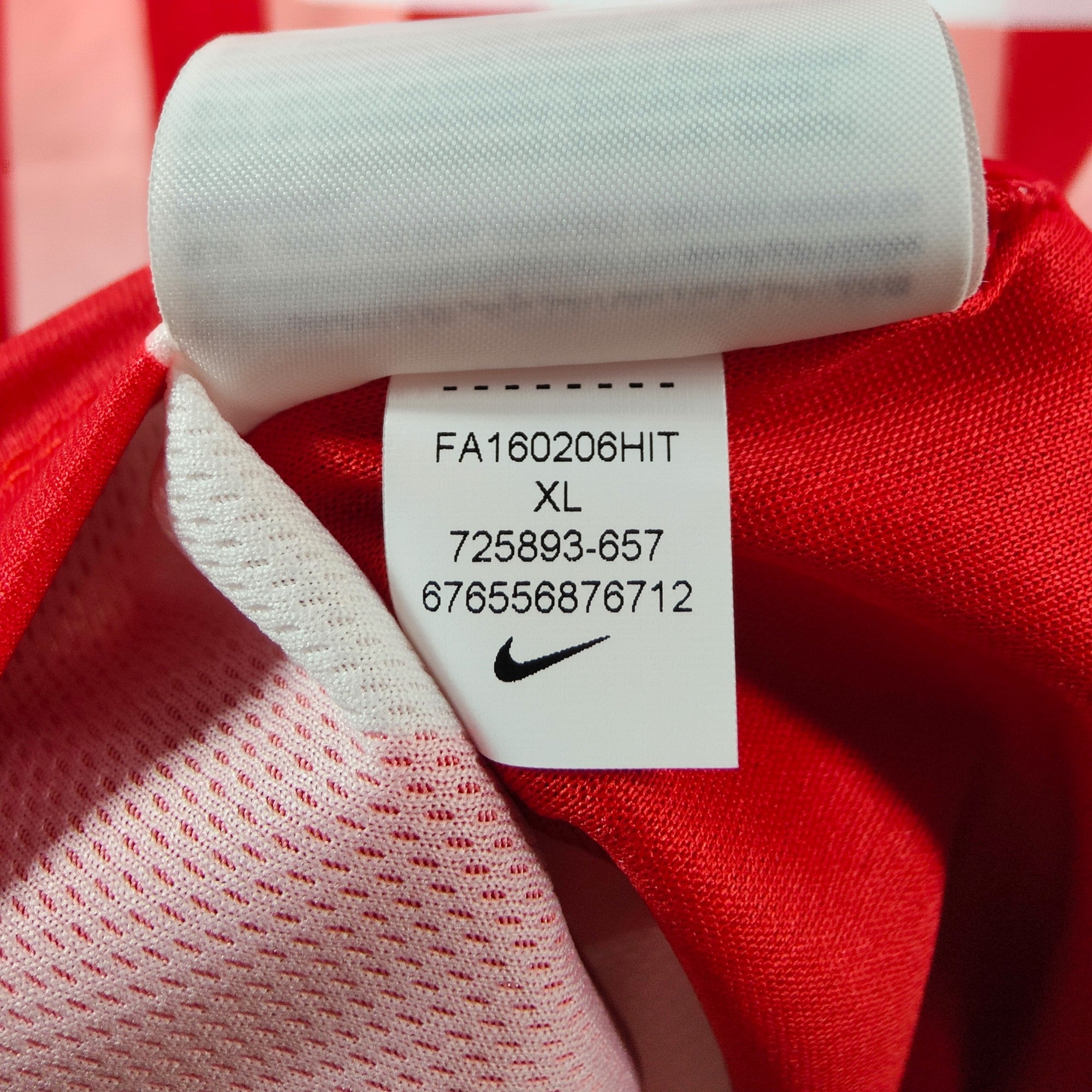 2016 - 17 Antalyaspor Home Shirt Eto&#39;o 9 - 9/10 BNWT - (XL) - Eternal Pitch