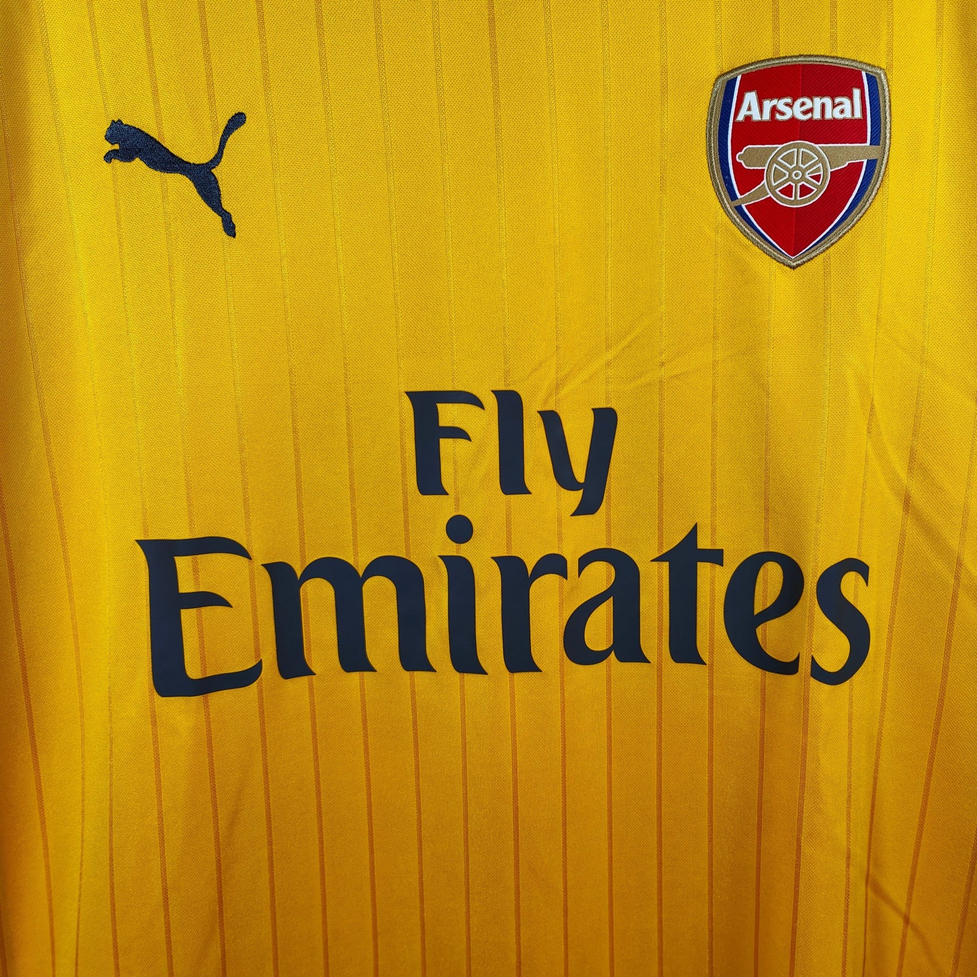 2016 - 17 Arsenal Away Shirt Ozil 11 - 9/10 - (XL) - Eternal Pitch