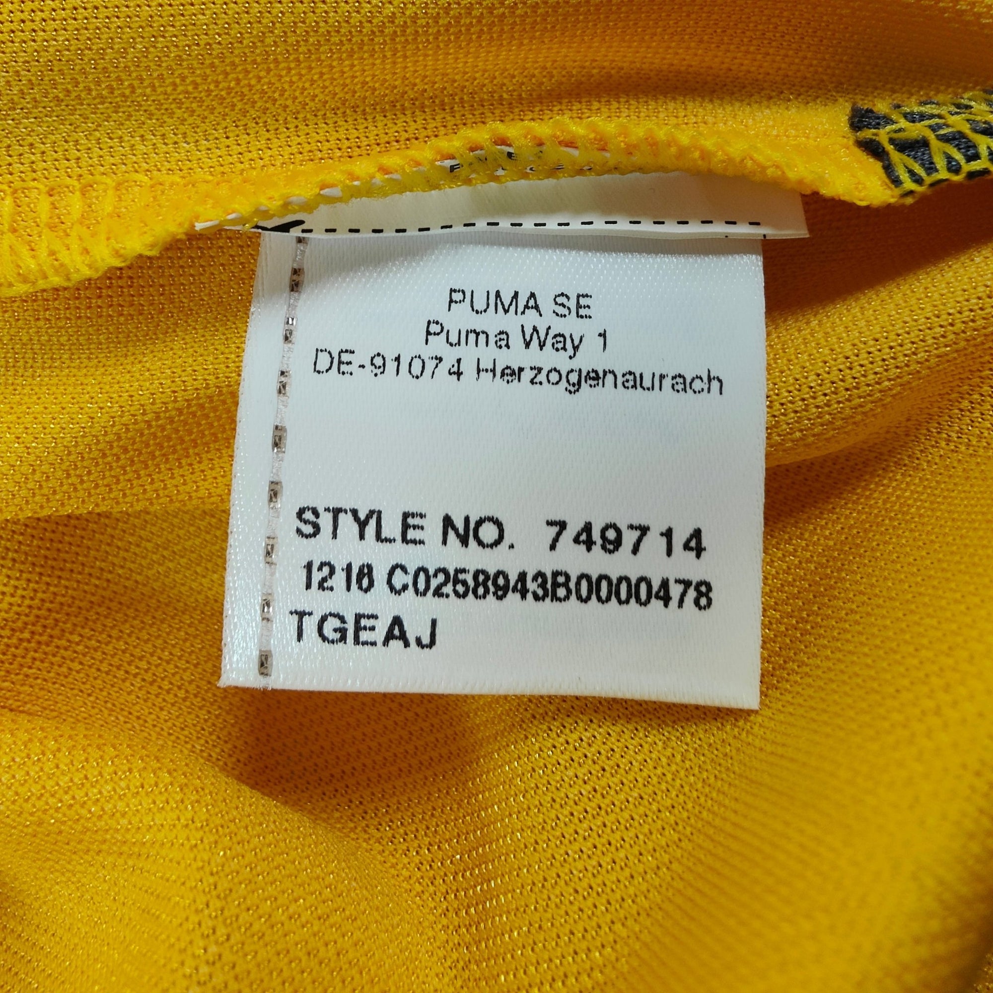2016 - 17 Arsenal Away Shirt Ozil 11 - 9/10 - (XL) - Eternal Pitch