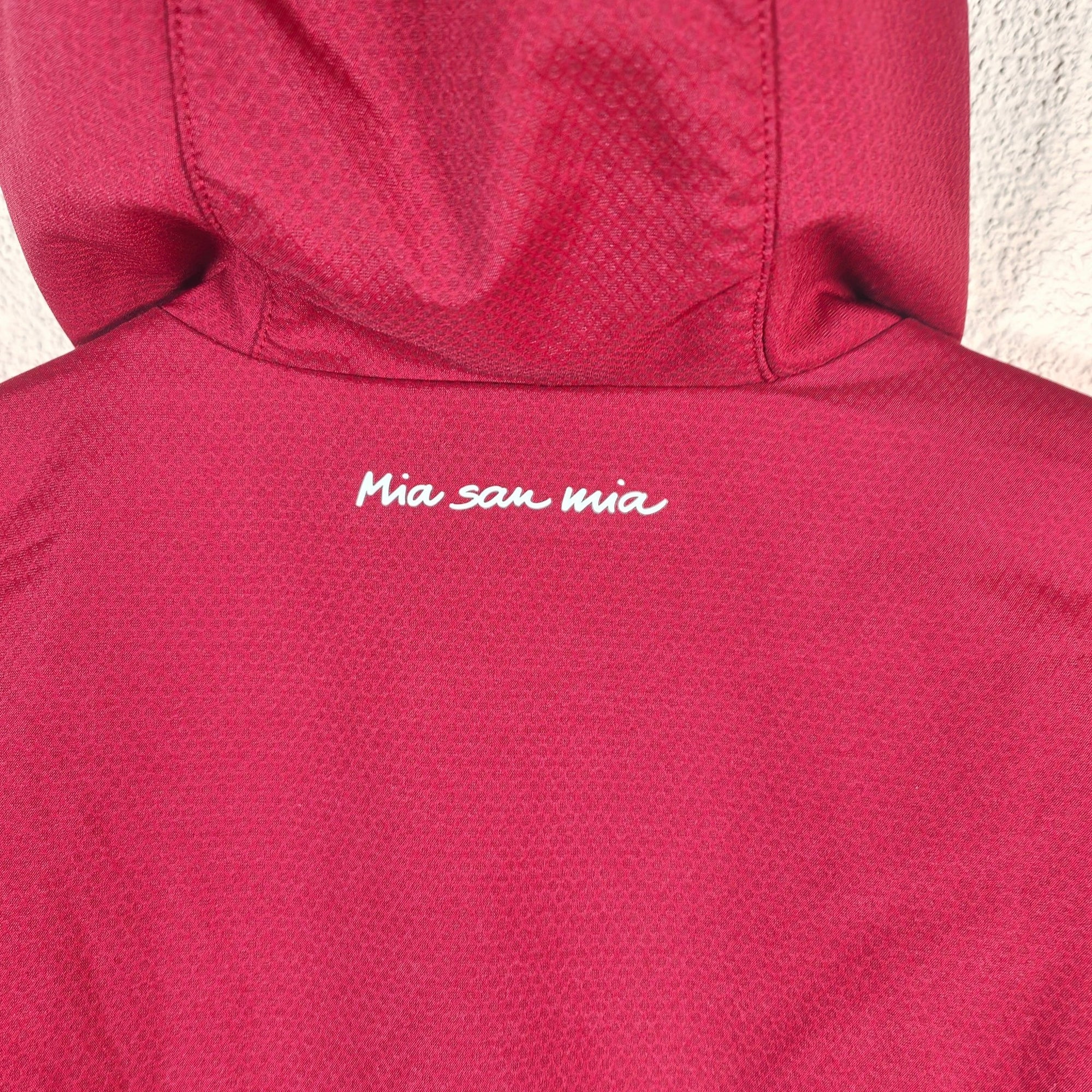 2016 - 17 Bayern Munich Vest - 9/10 - (M) - Eternal Pitch