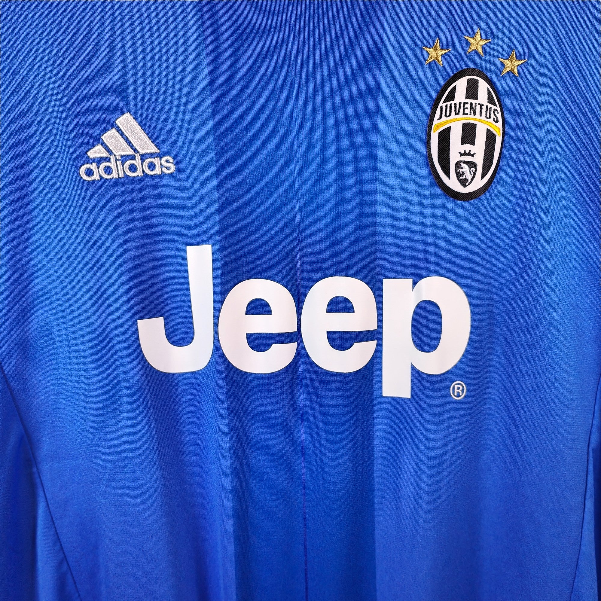 2016 - 17 Juventus Away Shirt Dybala 21 (L) - Eternal Pitch