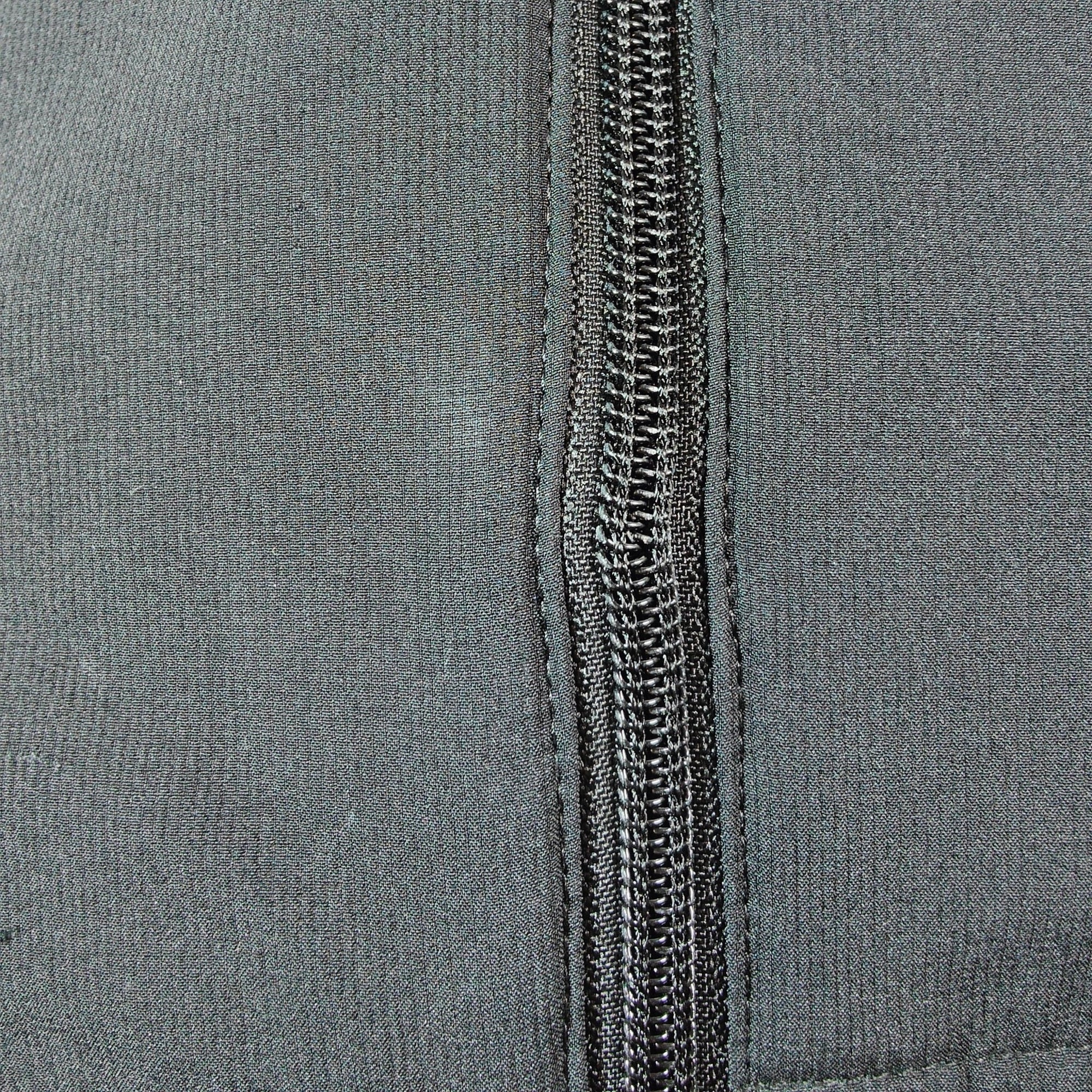 2016 - 17 Manchester United Vest - 7.5/10 - (S) - Eternal Pitch