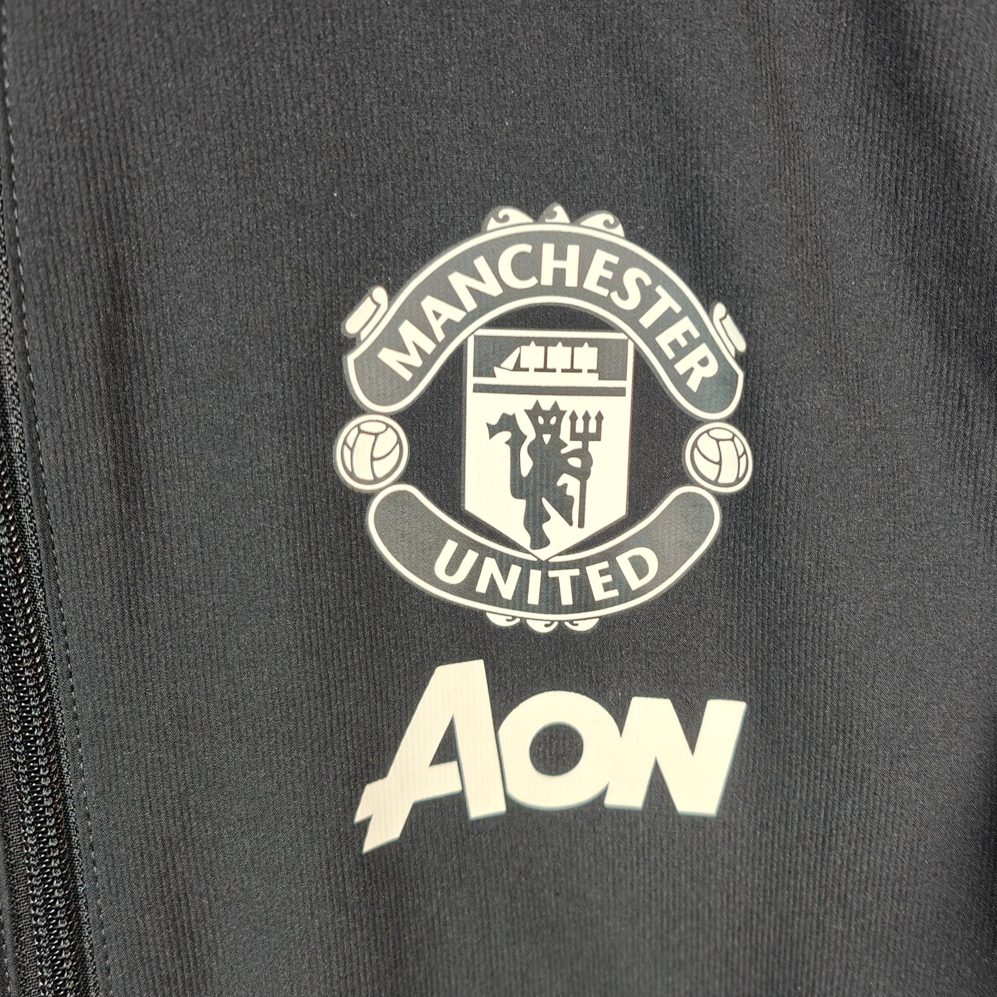 2016 - 17 Manchester United Vest - 7.5/10 - (S) - Eternal Pitch
