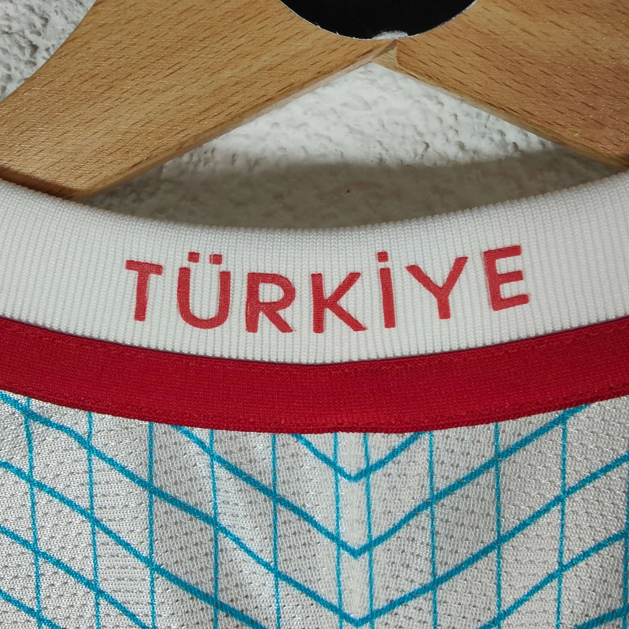 2016 - 17 Match Issue Turkey Away Shirt Arda 10 - 9.5/10 - (M) - Eternal Pitch