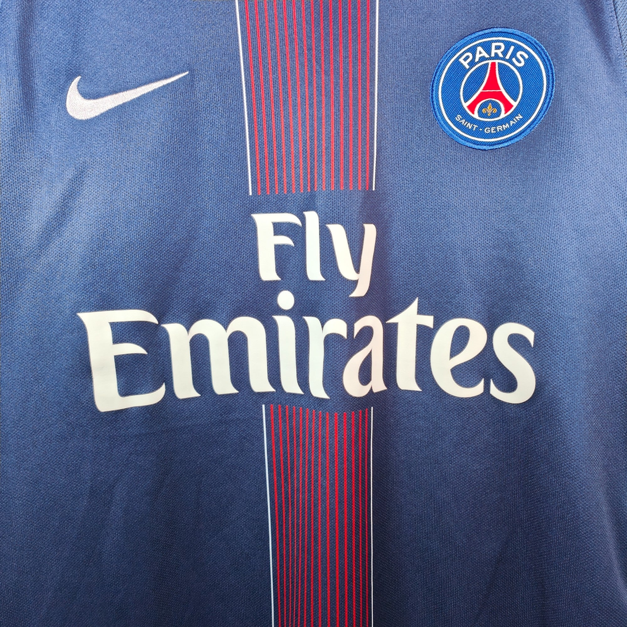 2016 - 17 PSG Home Shirt (M) - Eternal Pitch