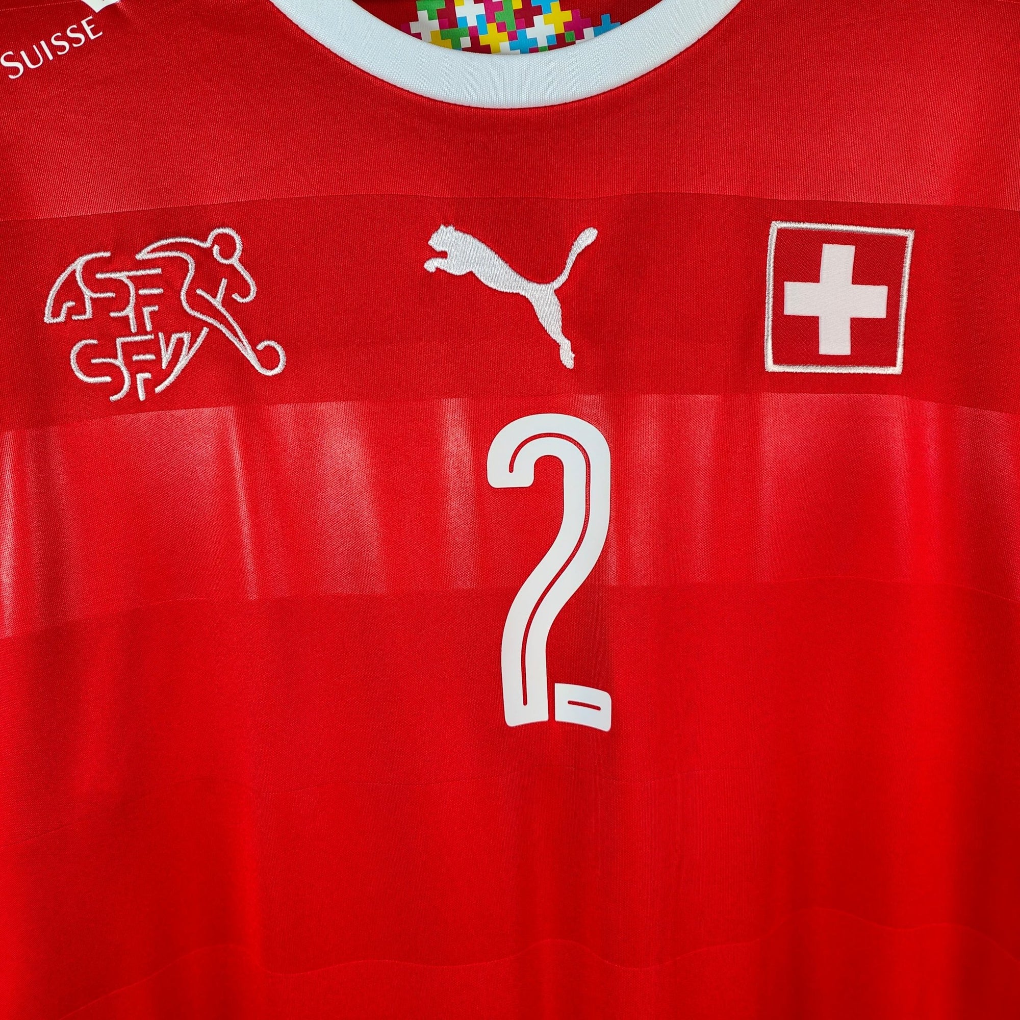 2016 - 17 Switzerland Home Shirt Lichtsteiner 2 - 9.5/10 - (L) - Eternal Pitch