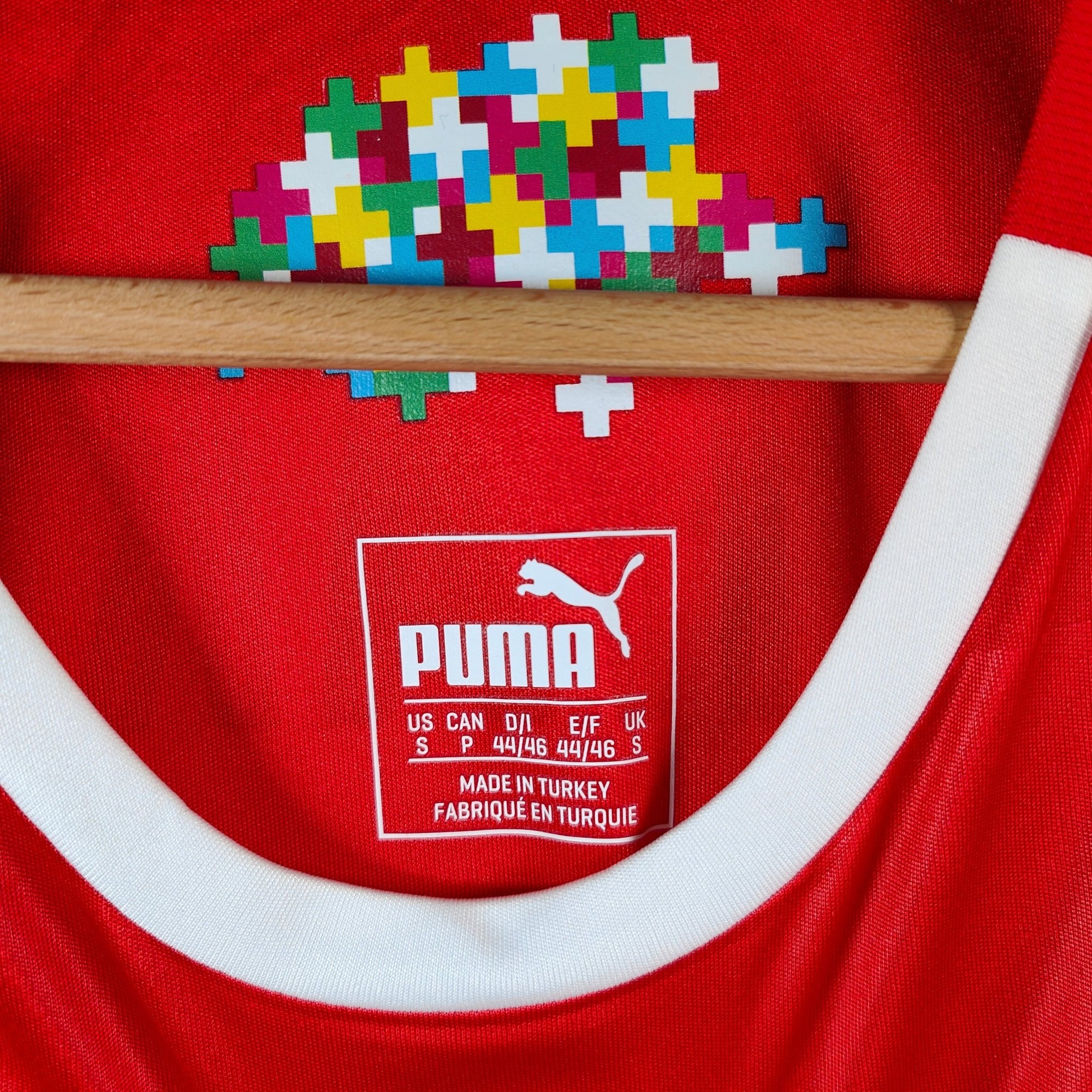 2016 - 17 Switzerland Home Shirt Xhaka 10 (S) - Eternal Pitch