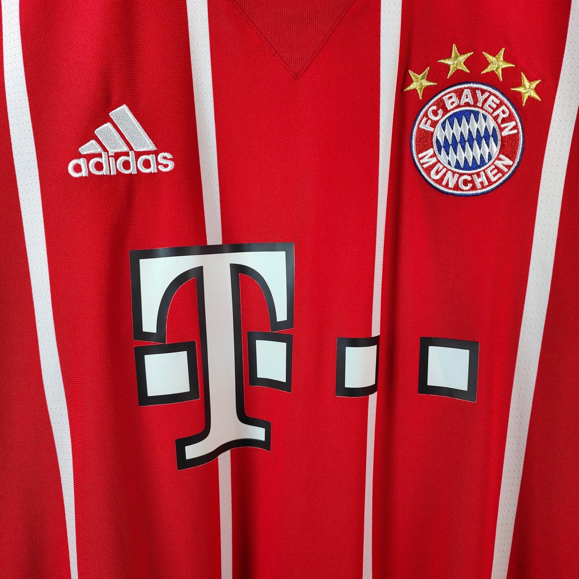 2017 - 18 Bayern Munich Home Shirt Muller 25 (M) - Eternal Pitch