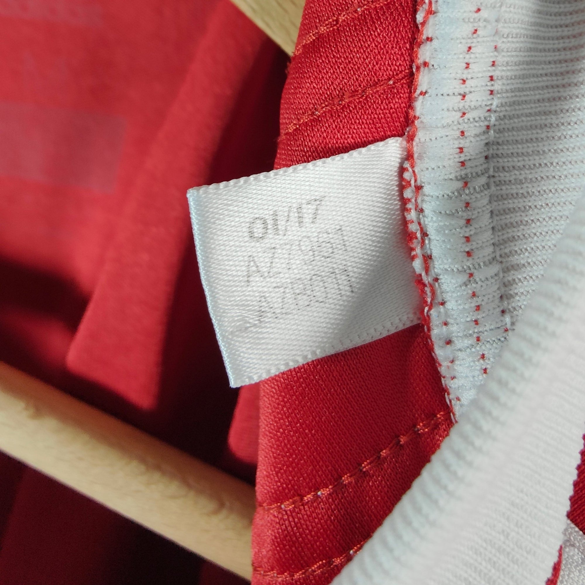 2017 - 18 Bayern Munich Home Shirt Muller 25 (M) - Eternal Pitch