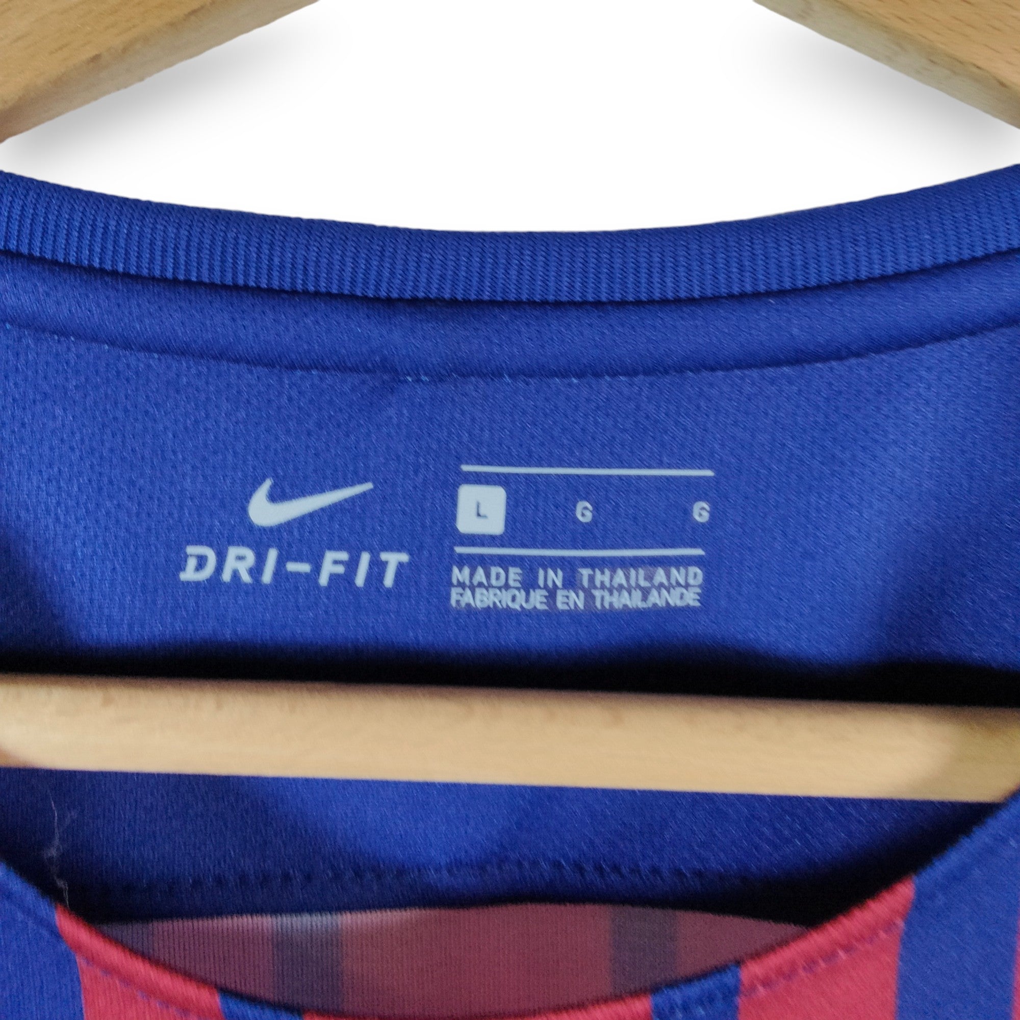 2017 - 18 FC Barcelona Home Shirt Messi 10 (L) - Eternal Pitch