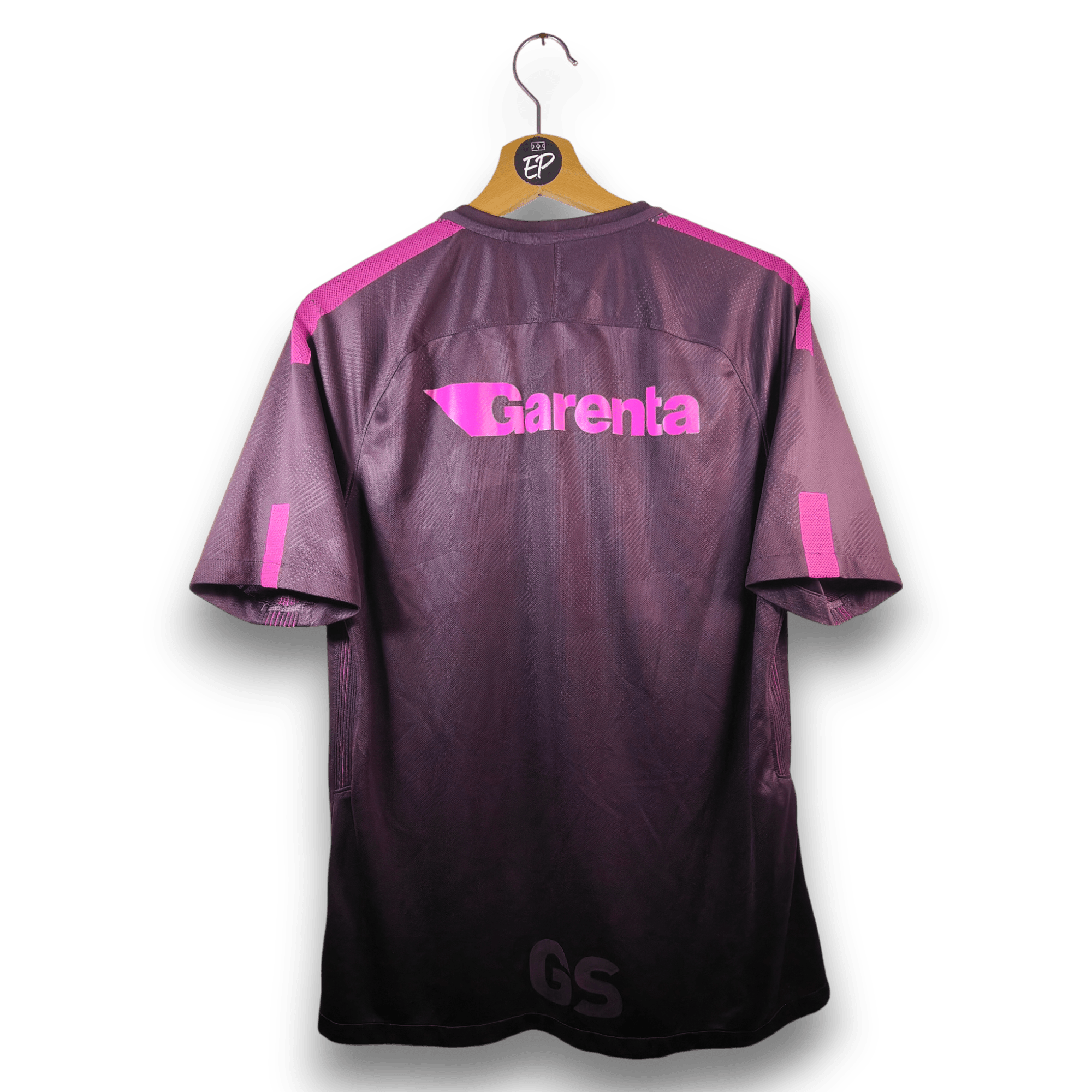 2017 - 18 Galatasaray Third Shirt (M) - Eternal Pitch