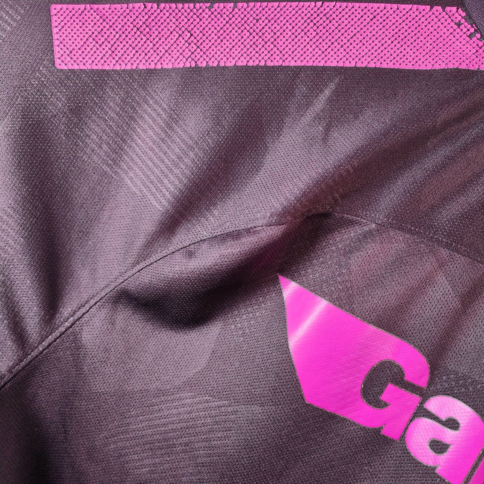 2017 - 18 Galatasaray Third Shirt (M) - Eternal Pitch