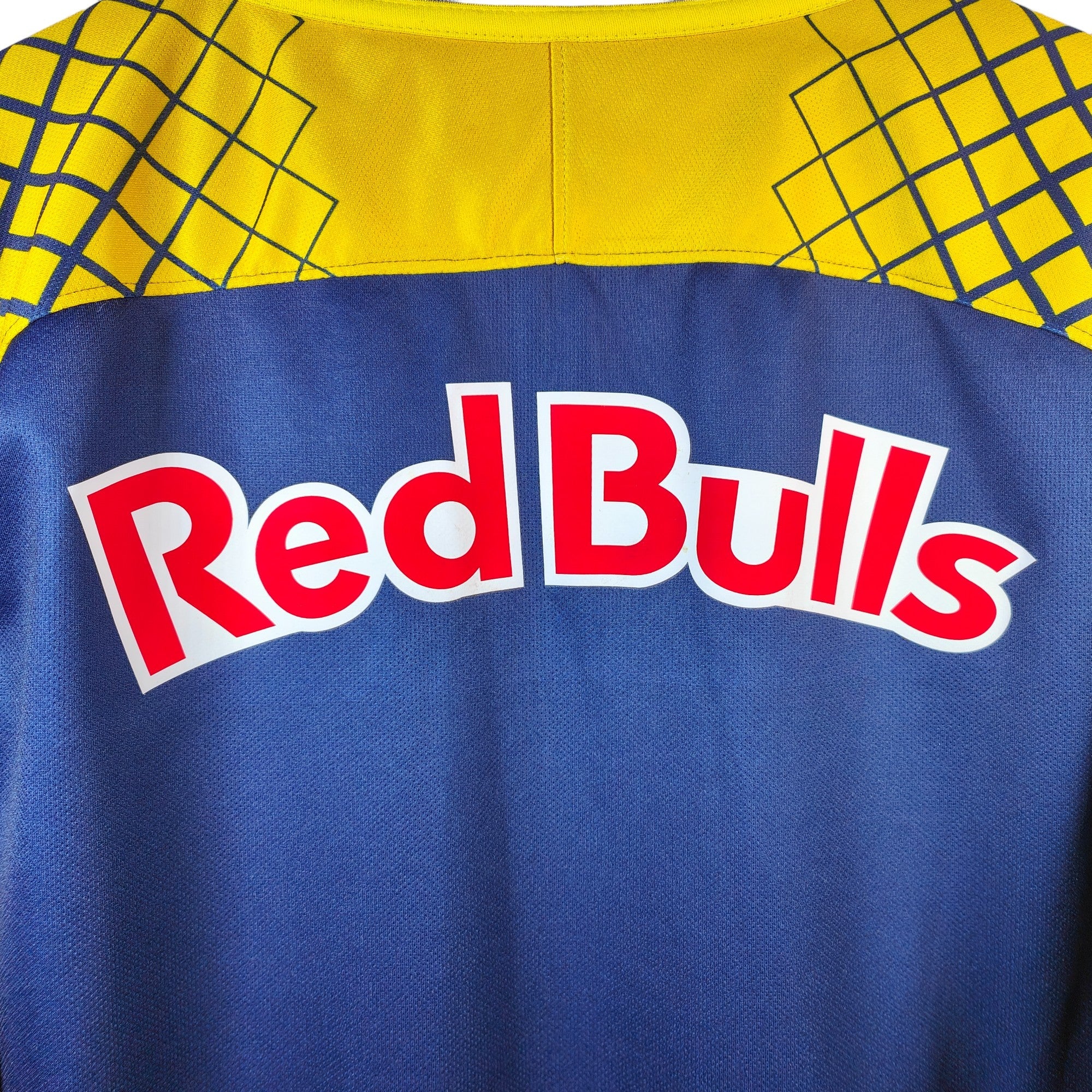 2017 - 18 Red Bull Salzburg Away Shirt - 9.5/10 - (L) - Eternal Pitch