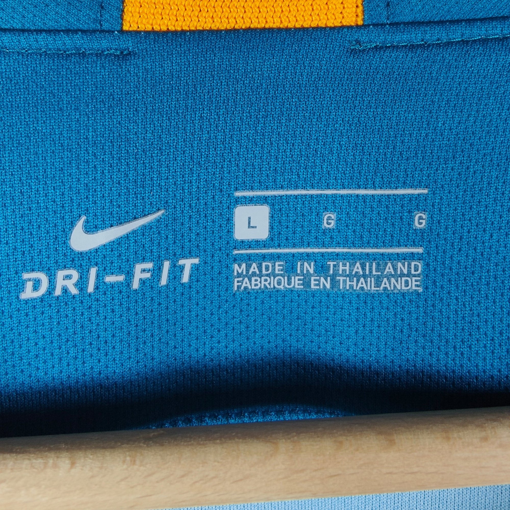 2018 - 19 Atletico Madrid Third Shirt Griezmann 7 (L) - Eternal Pitch