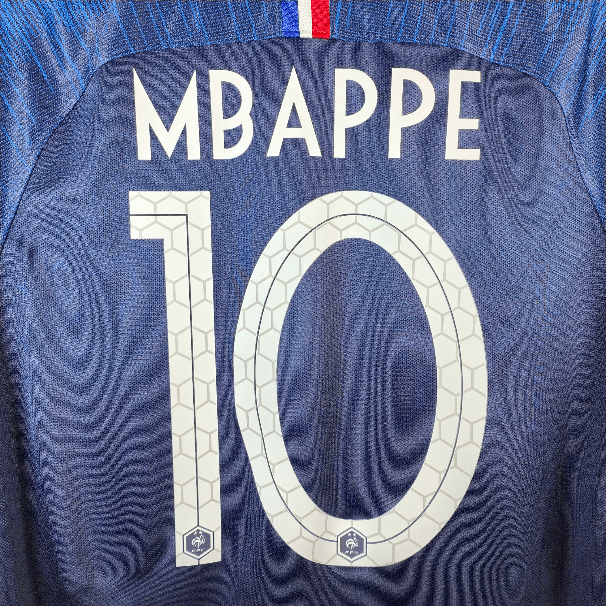 2018 - 19 France Home Shirt Mbappé 10 (S) - Eternal Pitch