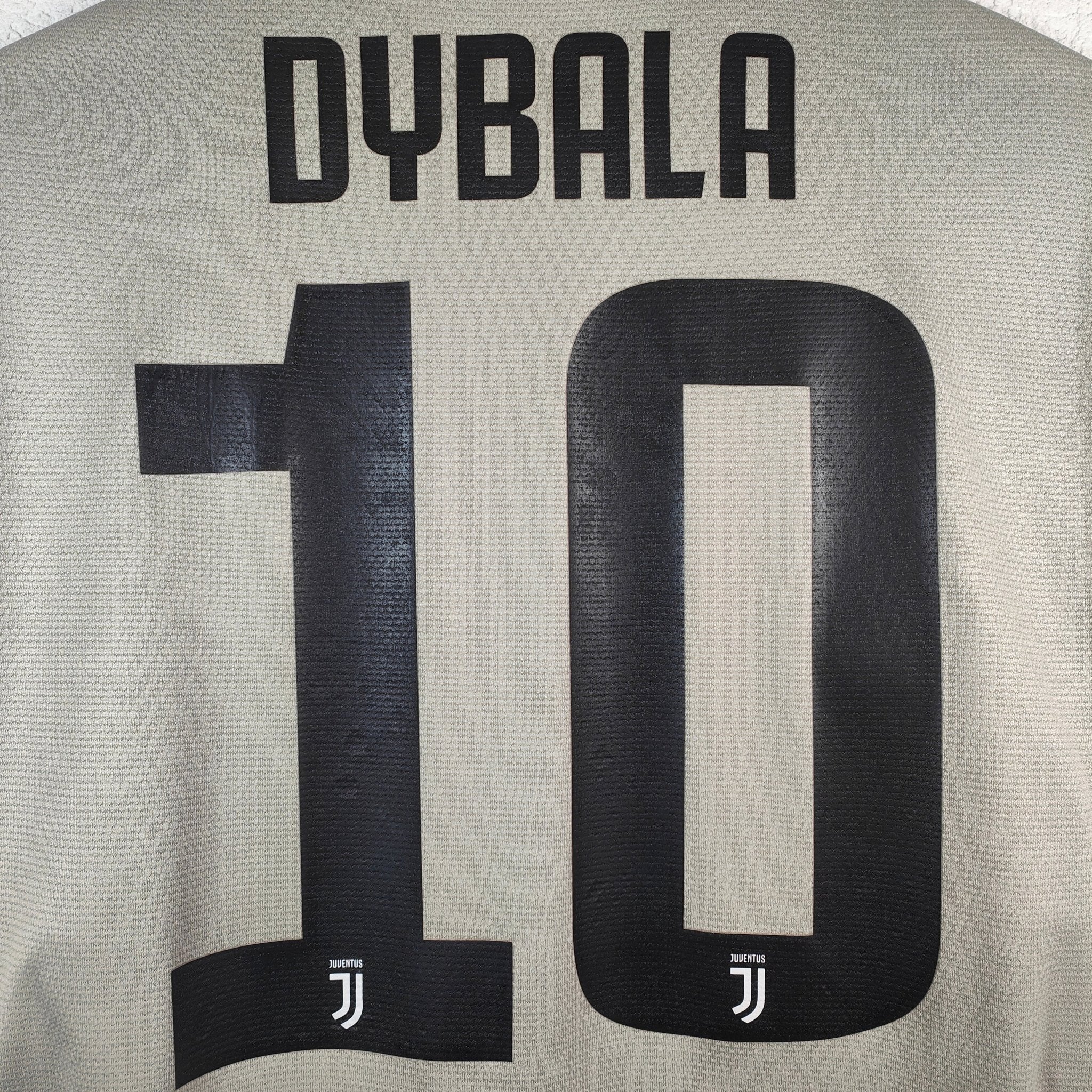 2018-19 Juventus Away Shirt Dybala #10 - 8/10 - (L) – – Eternal Pitch