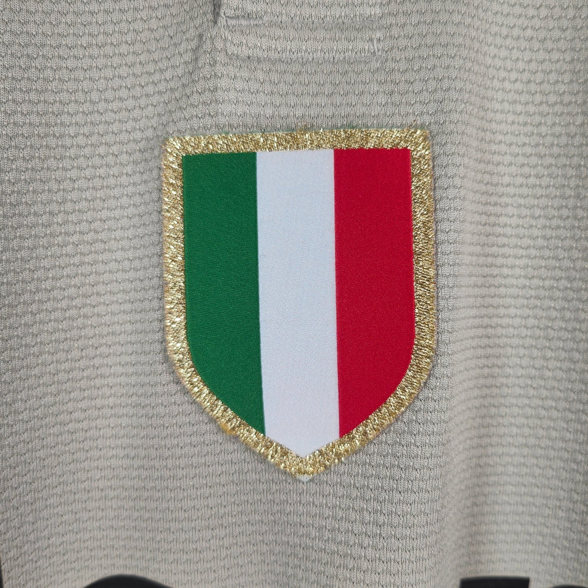 2018 - 19 Juventus Away Shirt Dybala 10 - 8/10 - (L) - Eternal Pitch