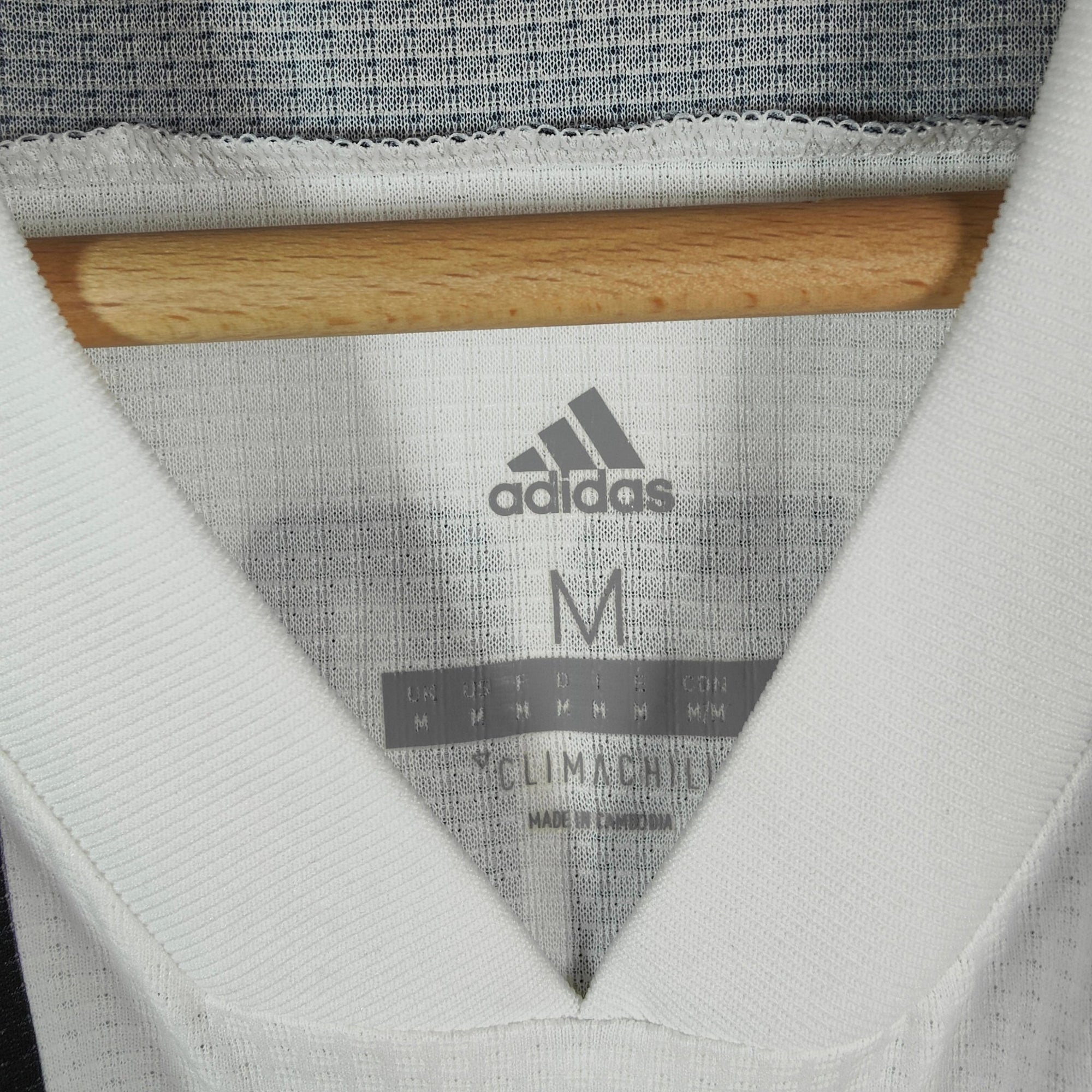 2018 - 19 Juventus Player Version Home Shirt Dybala 10 - 9.5/10 - (M) - Eternal Pitch