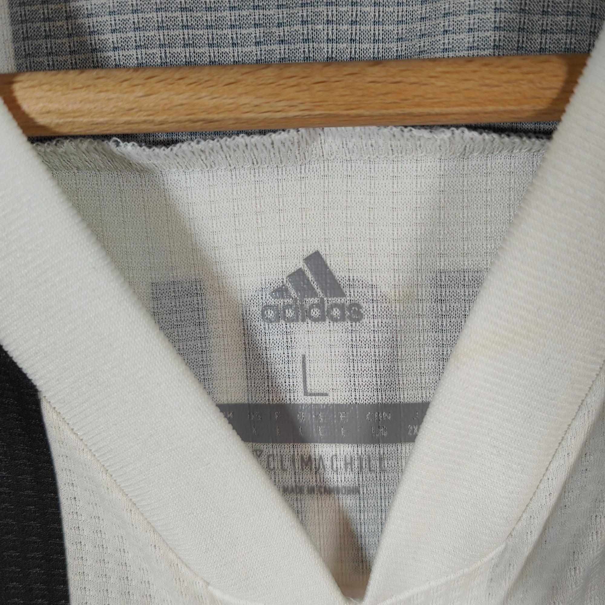 2018 - 19 Juventus Player Version Home Shirt Ronaldo 7 - BNWT - (L) - Eternal Pitch