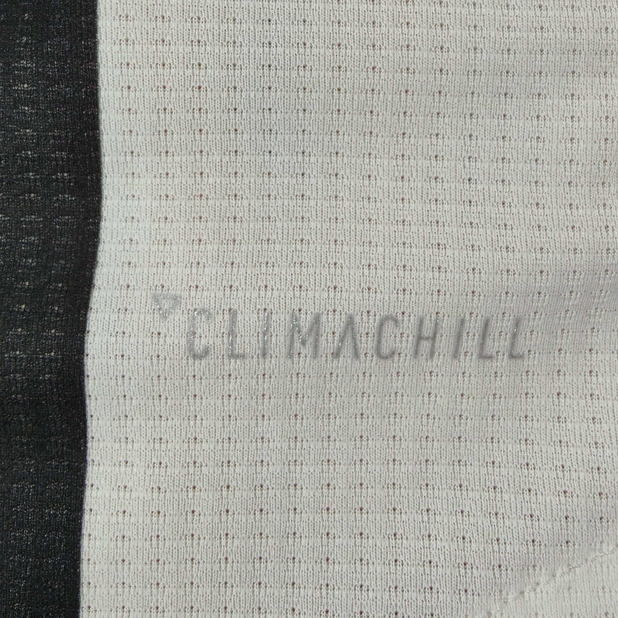 2018 - 19 Juventus Player Version Home Shirt Ronaldo 7 - BNWT - (L) - Eternal Pitch