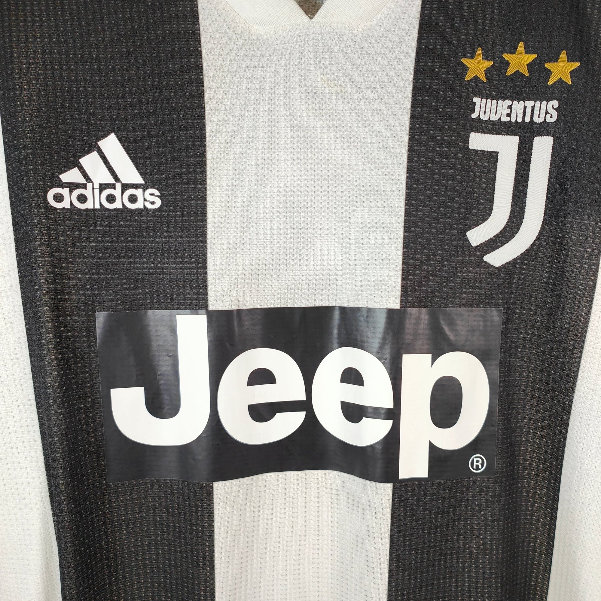 2018 - 19 Juventus Player Version Home Shirt Ronaldo 7 - BNWT - (L) - Eternal Pitch