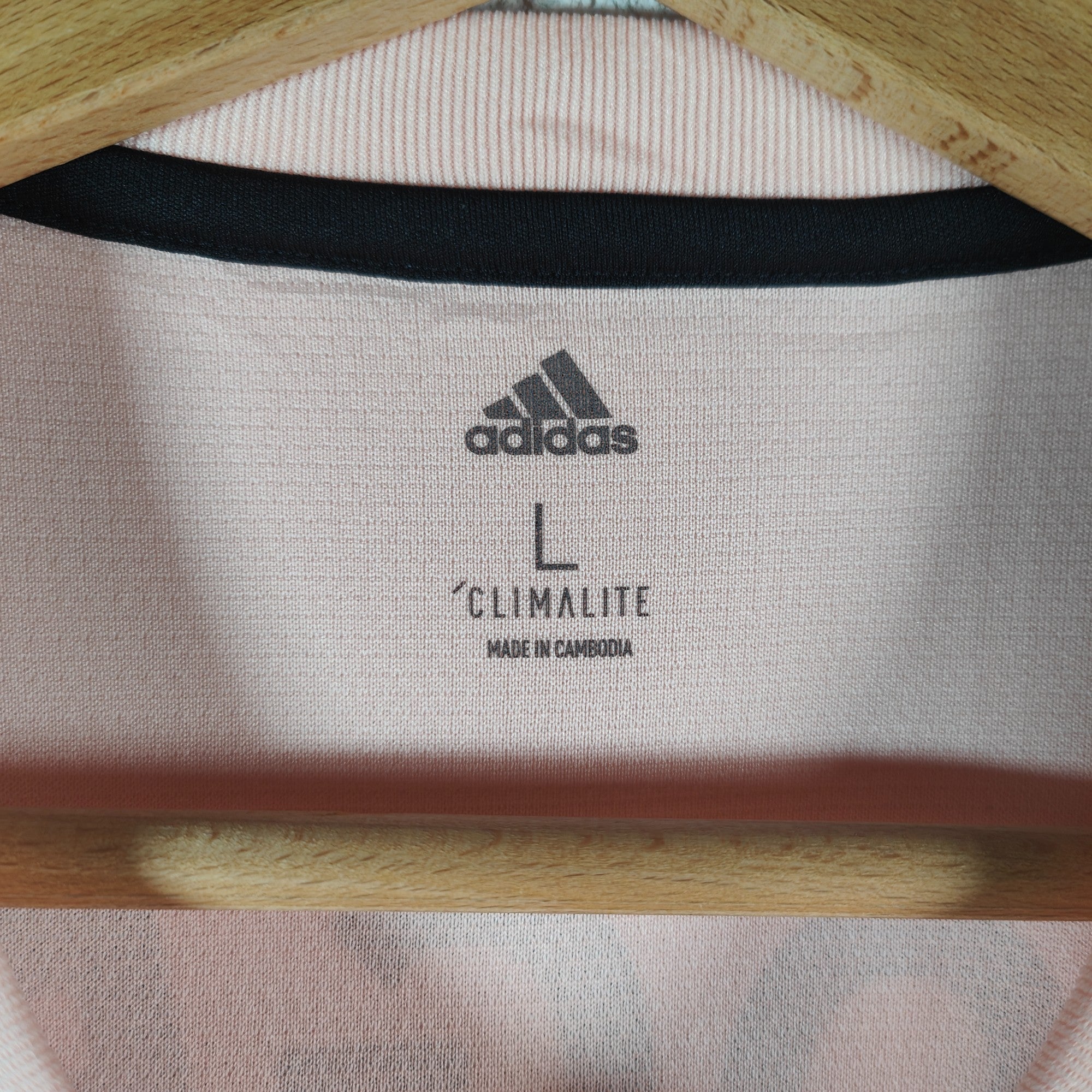 2018 - 19 Manchester United Away Shirt Pogba 6 (L) - Eternal Pitch