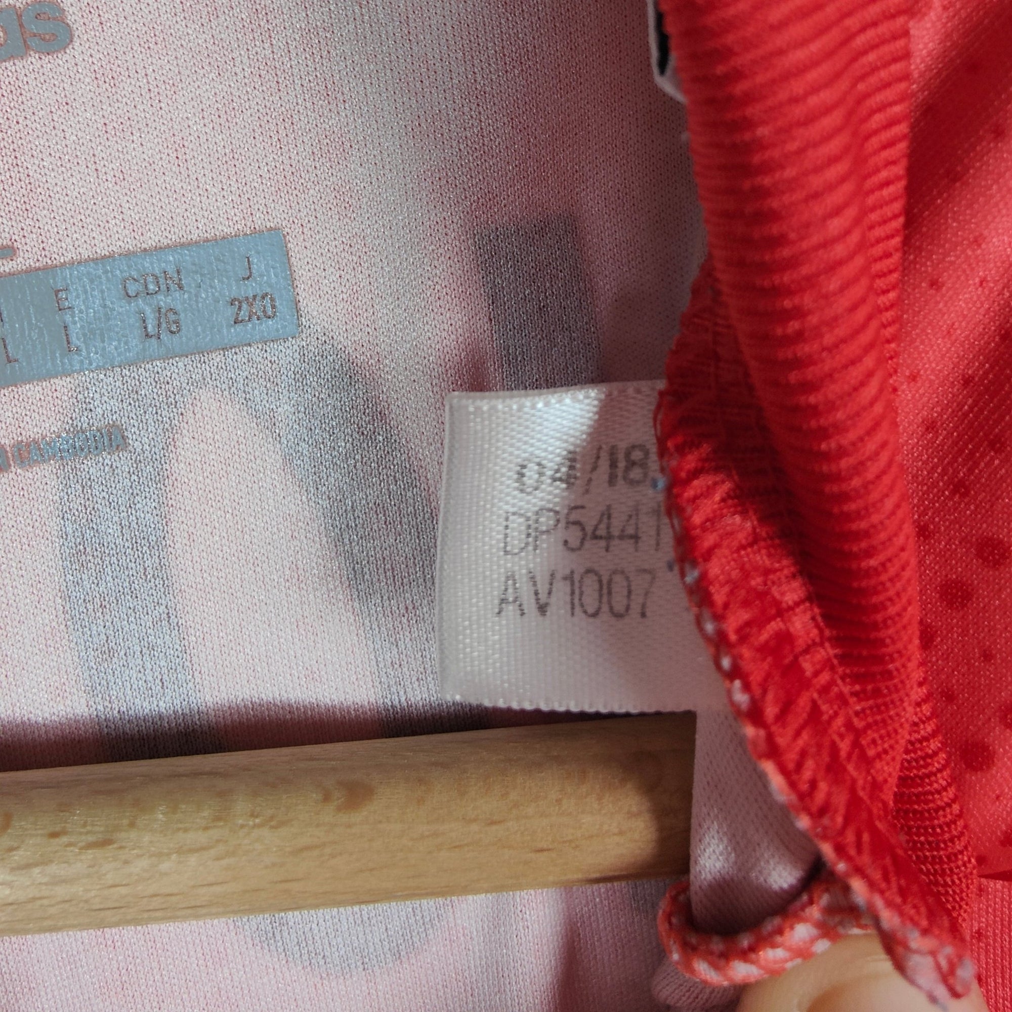 2018 - 19 Real Madrid Player Version Third Shirt Sergio Ramos 4 - 9.5/10 - (L) - Eternal Pitch