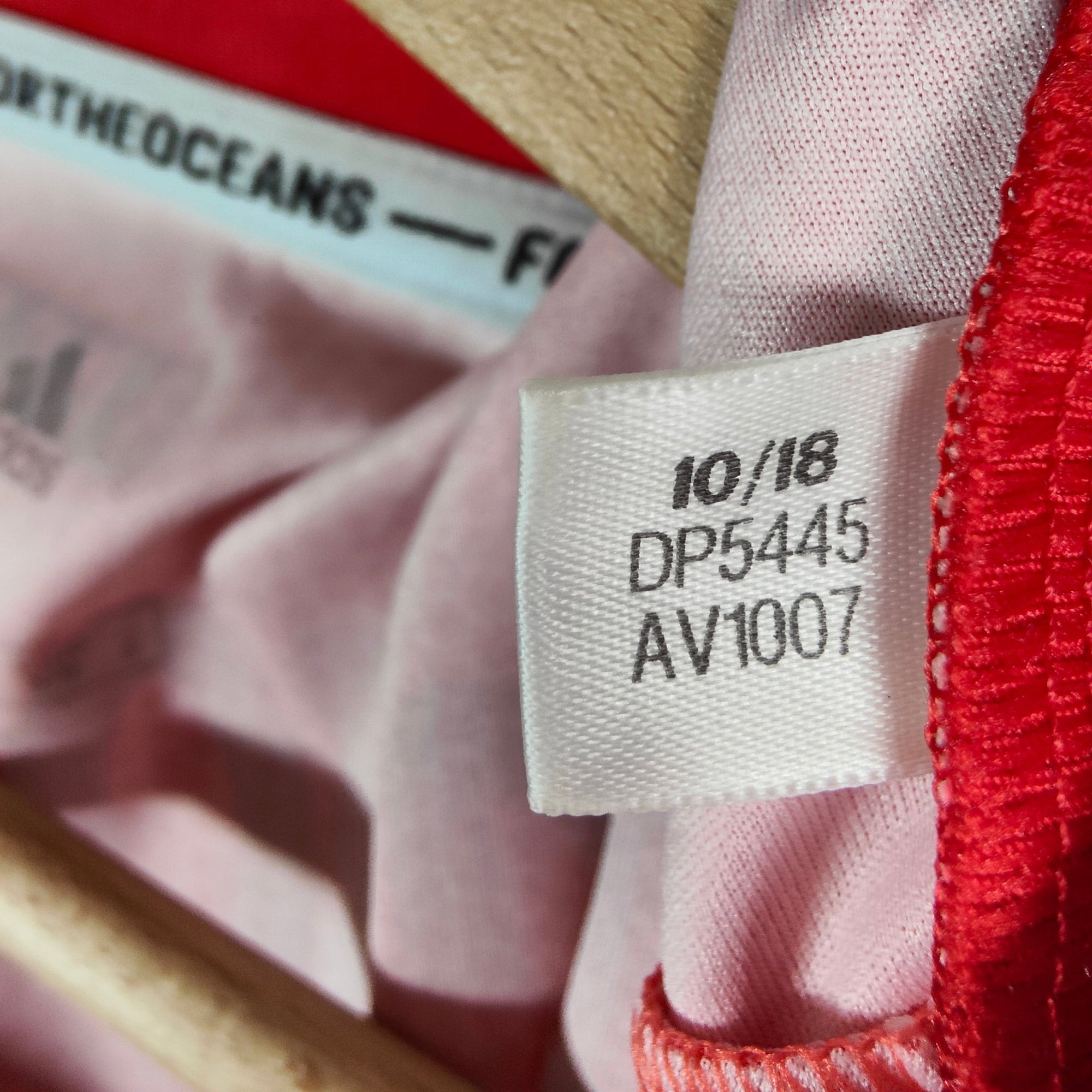 2018 - 19 Real Madrid Third Shirt Sergio Ramos 4 - 9.5/10 - (M) - Eternal Pitch