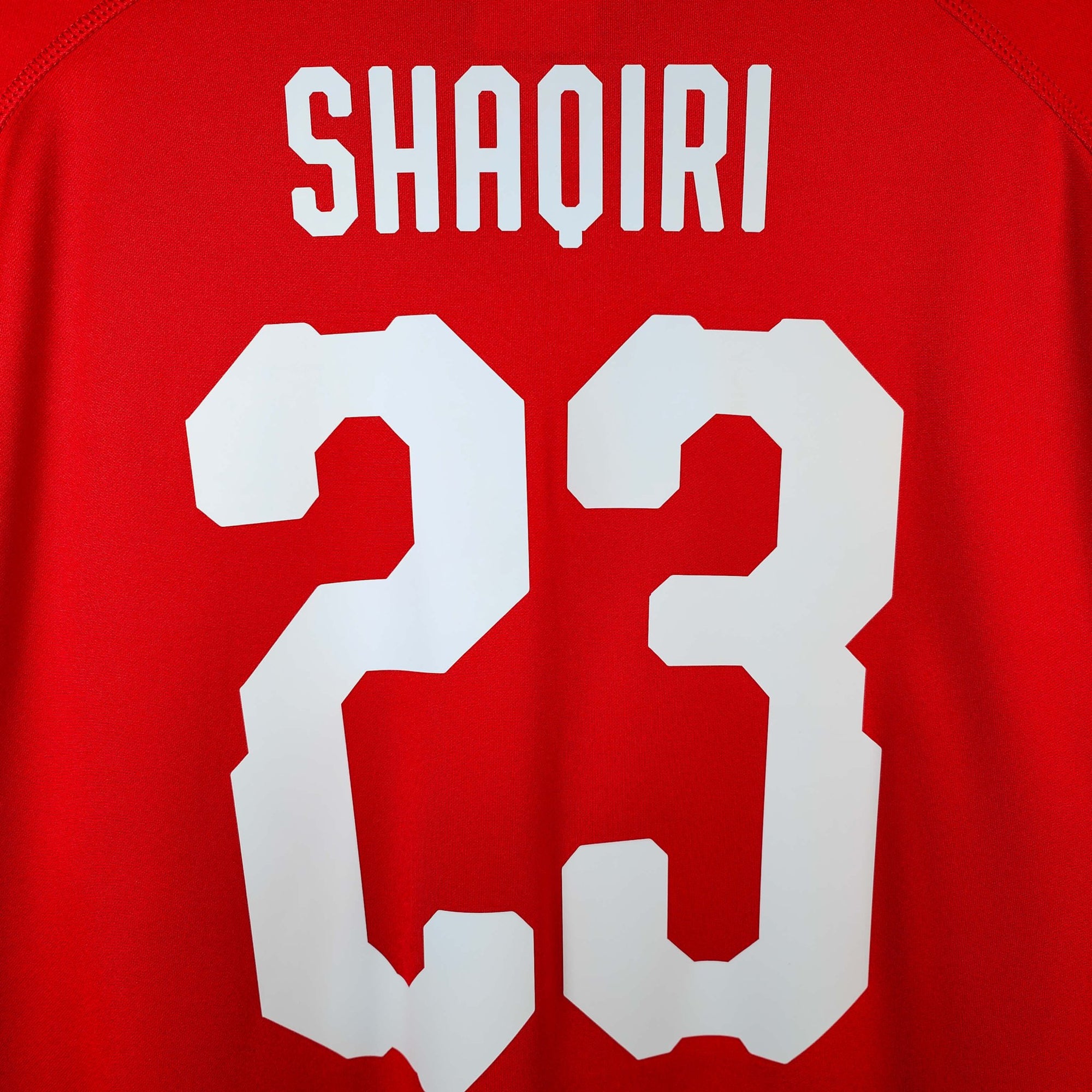 2018 - 20 Switzerland Home Shirt Shaqiri 23 - 9.5/10 - (L) - Eternal Pitch