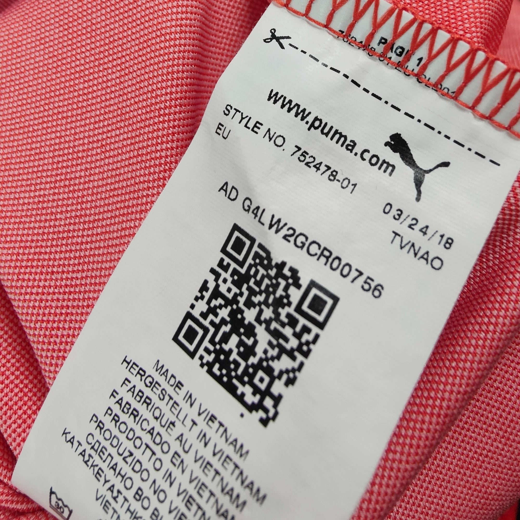 2018 - 20 Switzerland Home Shirt Shaqiri 23 - 9.5/10 - (L) - Eternal Pitch