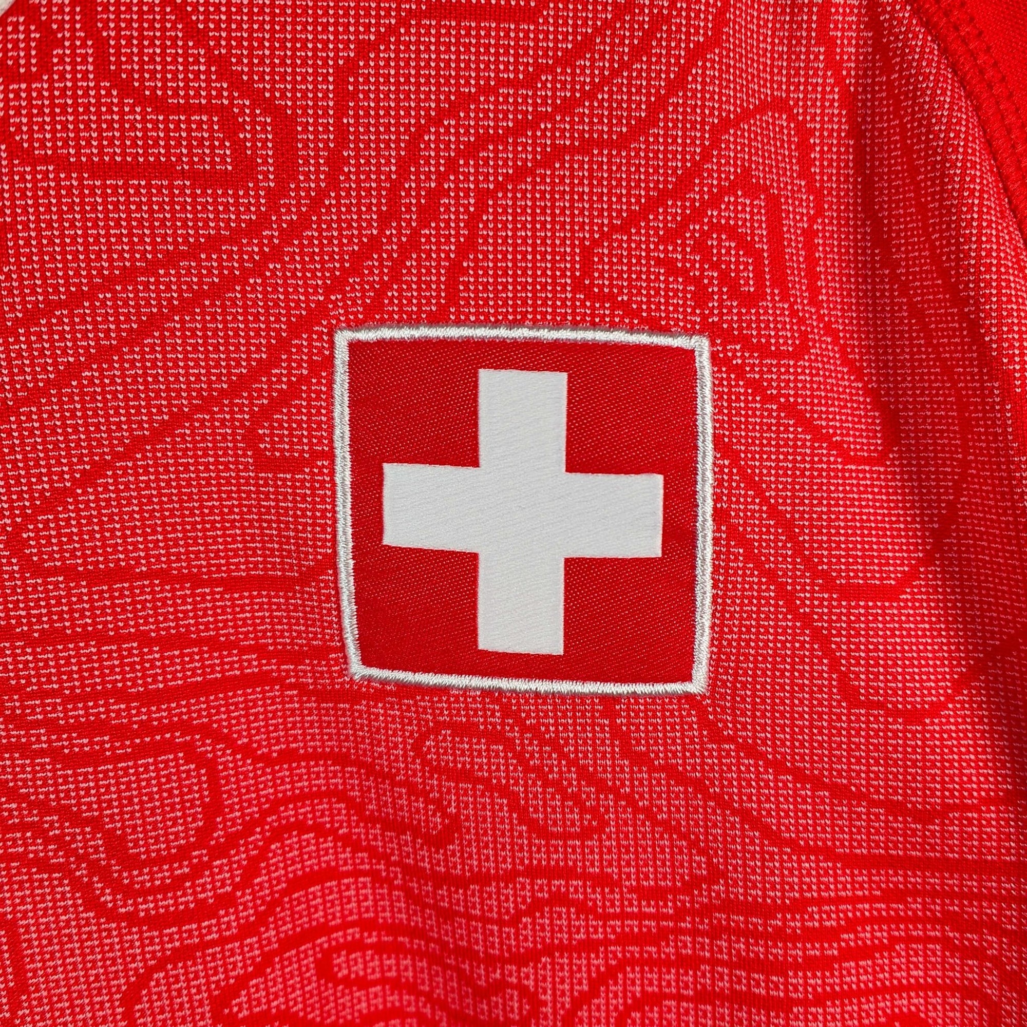 2018 - 20 Switzerland Home Shirt Shaqiri 23 - 9.5/10 - (M) - Eternal Pitch