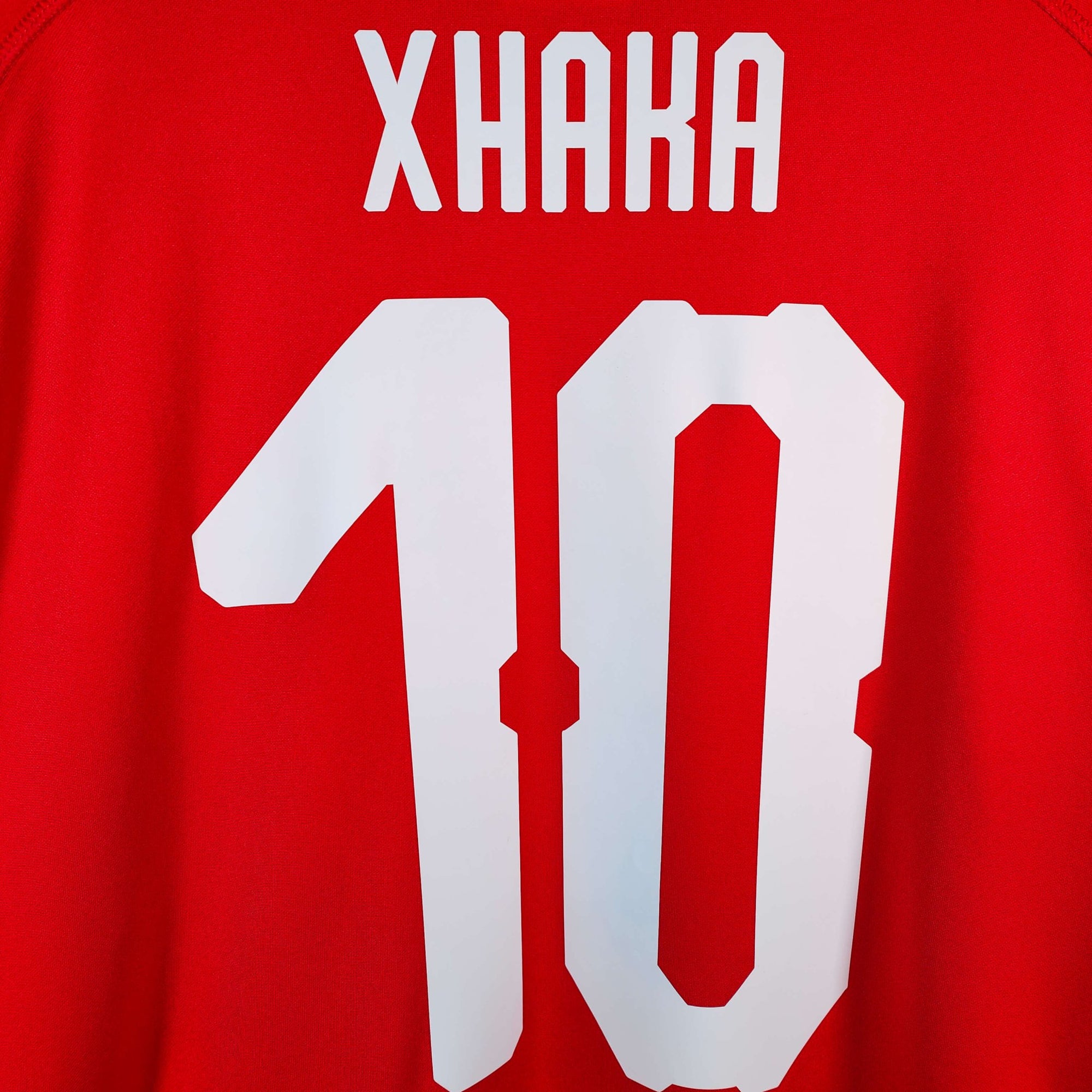 2018 - 20 Switzerland Home Shirt Xhaka 10 - 9.5/10 - (M) - Eternal Pitch