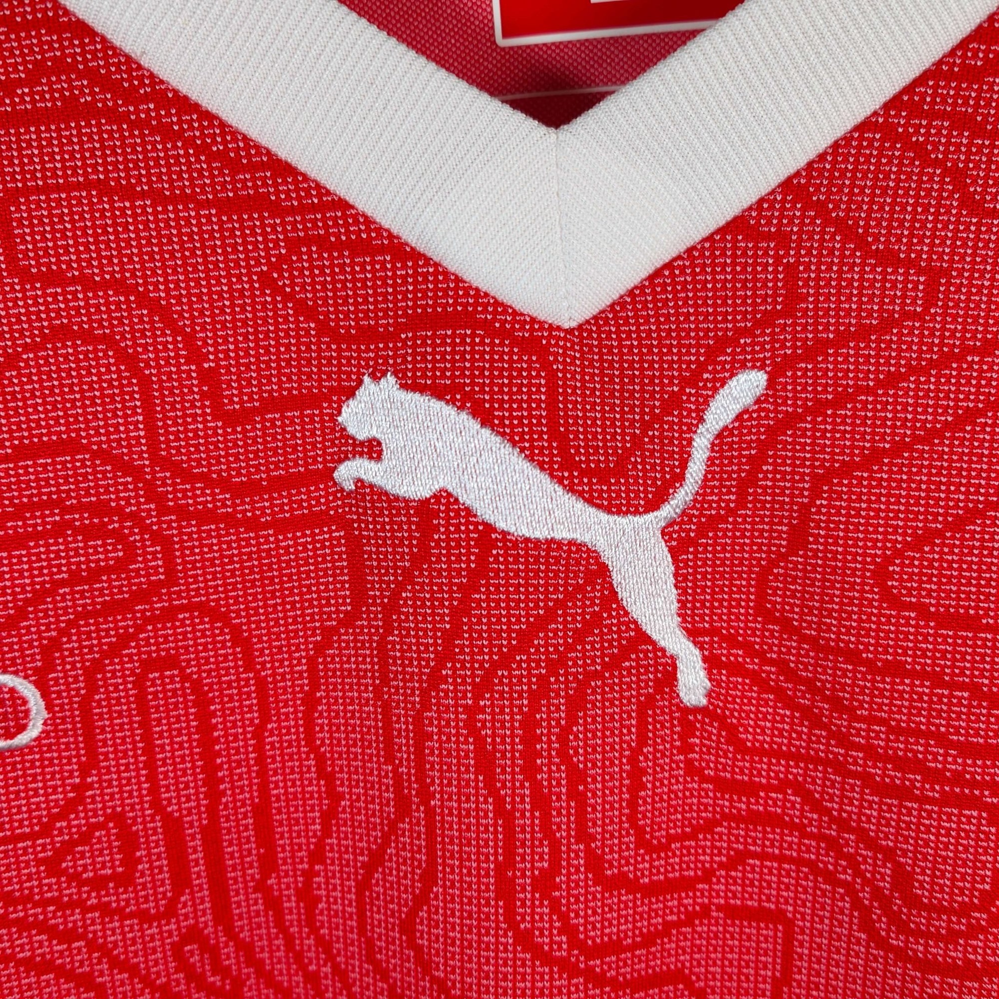 2018 - 20 Switzerland Home Shirt Xhaka 10 - 9.5/10 - (M) - Eternal Pitch