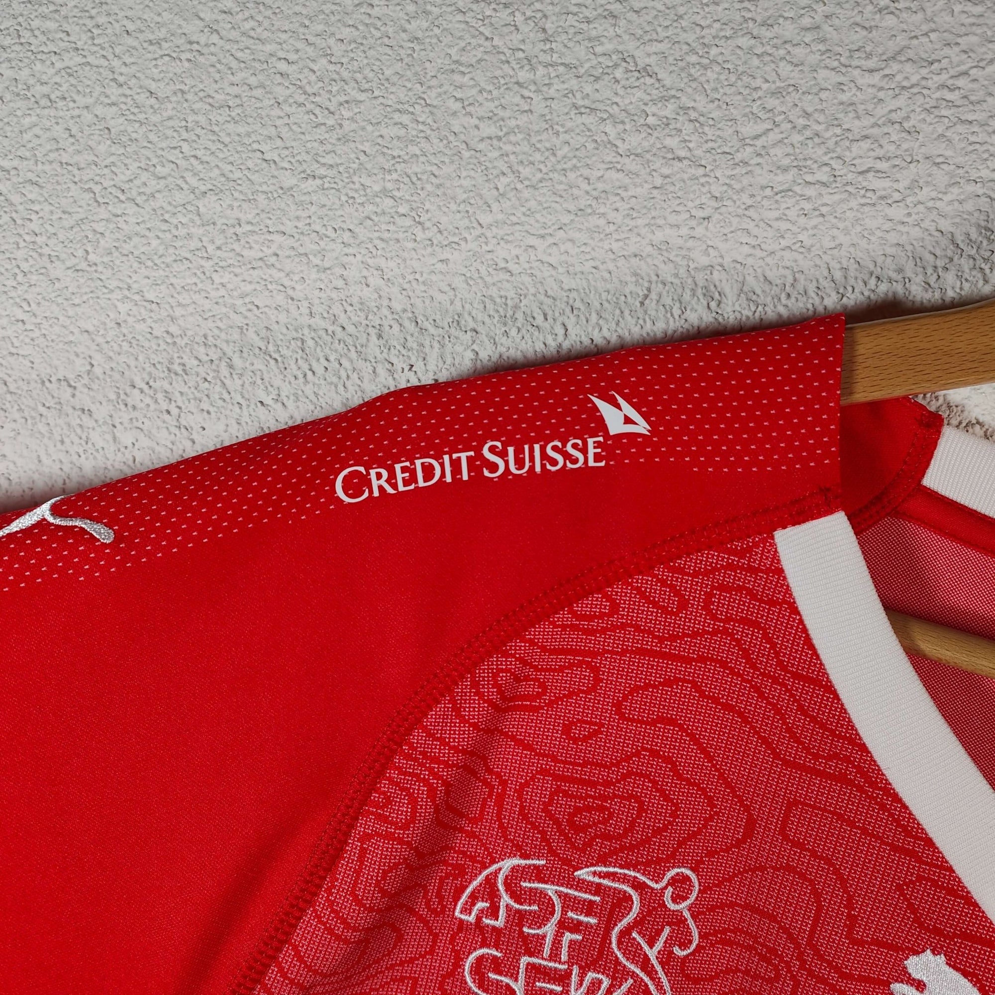 2018 - 20 Switzerland Home Shirt Xhaka 10 - 9.5/10 - (M) - Eternal Pitch