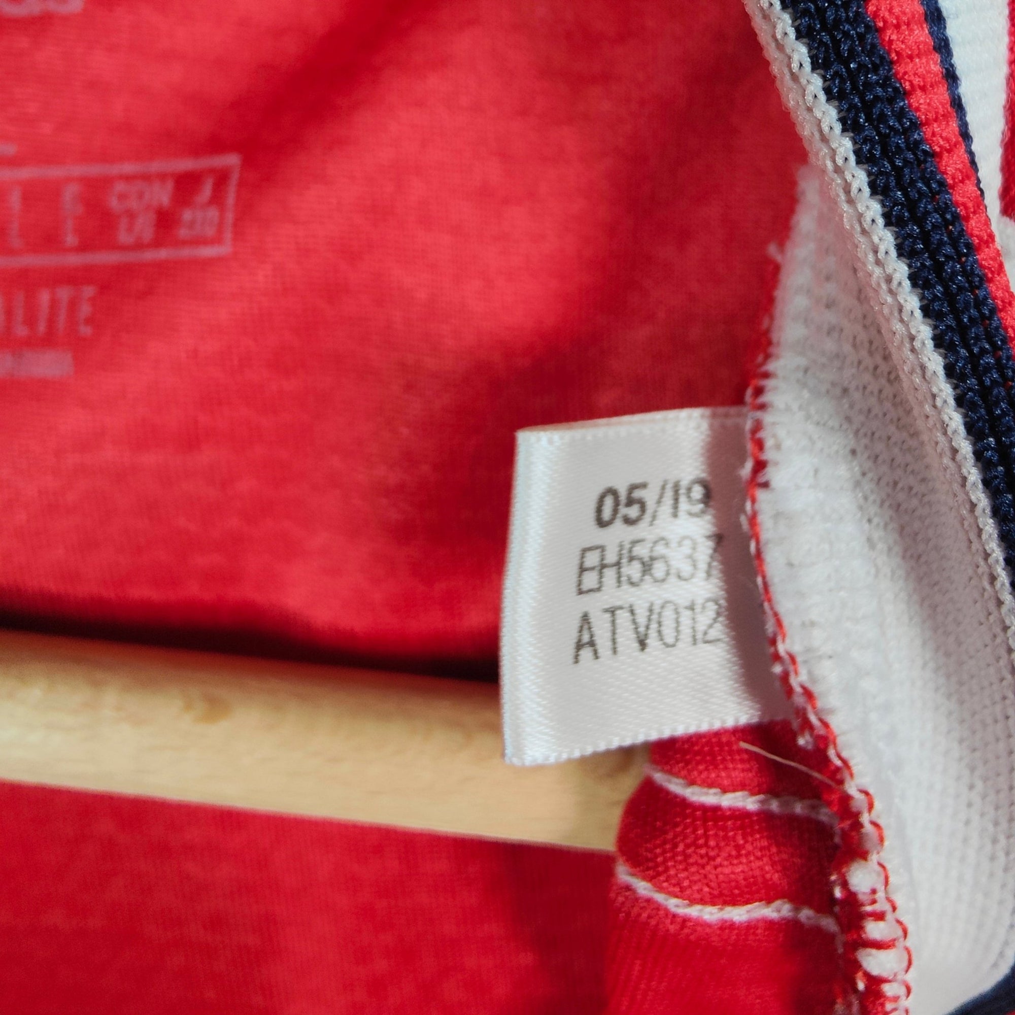 2019 - 20 Arsenal Home Shirt Ozil 10 - 9/10 - (L) - Eternal Pitch