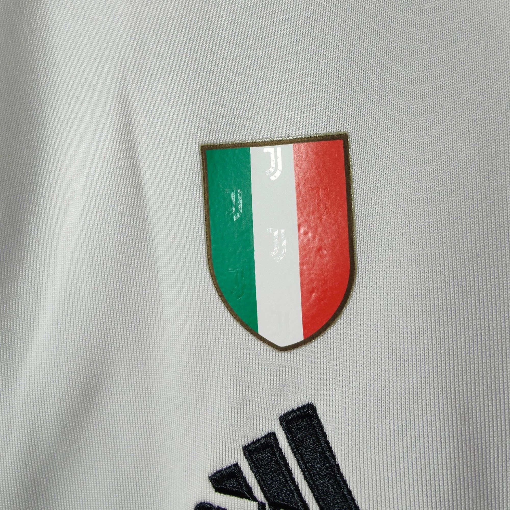 2019 - 20 Juventus Home Shirt Chiellini 3 (L) DW5455 Adidas - Eternal Pitch