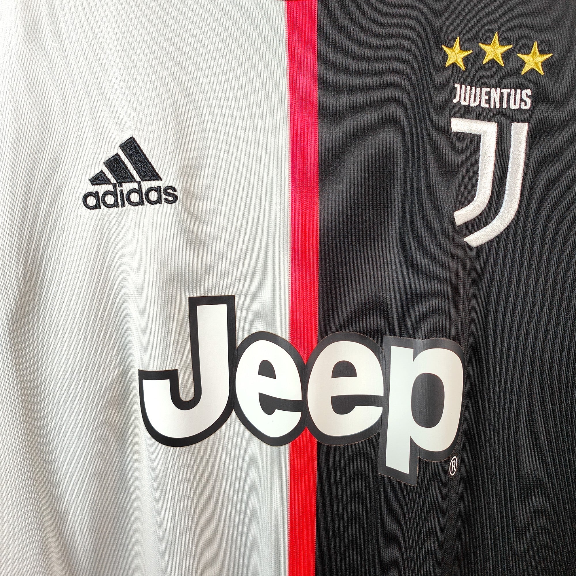 2019 - 20 Juventus Home Shirt Ronaldo 7 (L) - Eternal Pitch