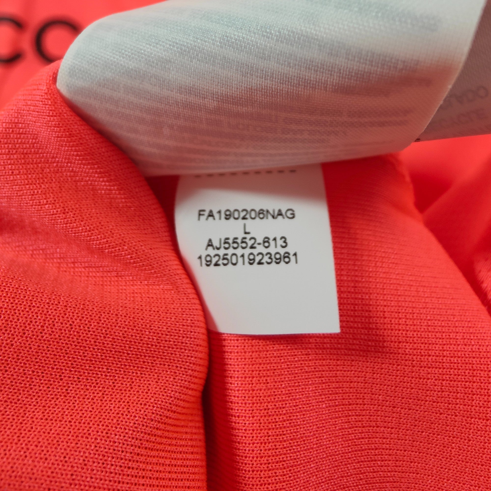 2019 - 20 PSG Away Shirt (L) - Eternal Pitch