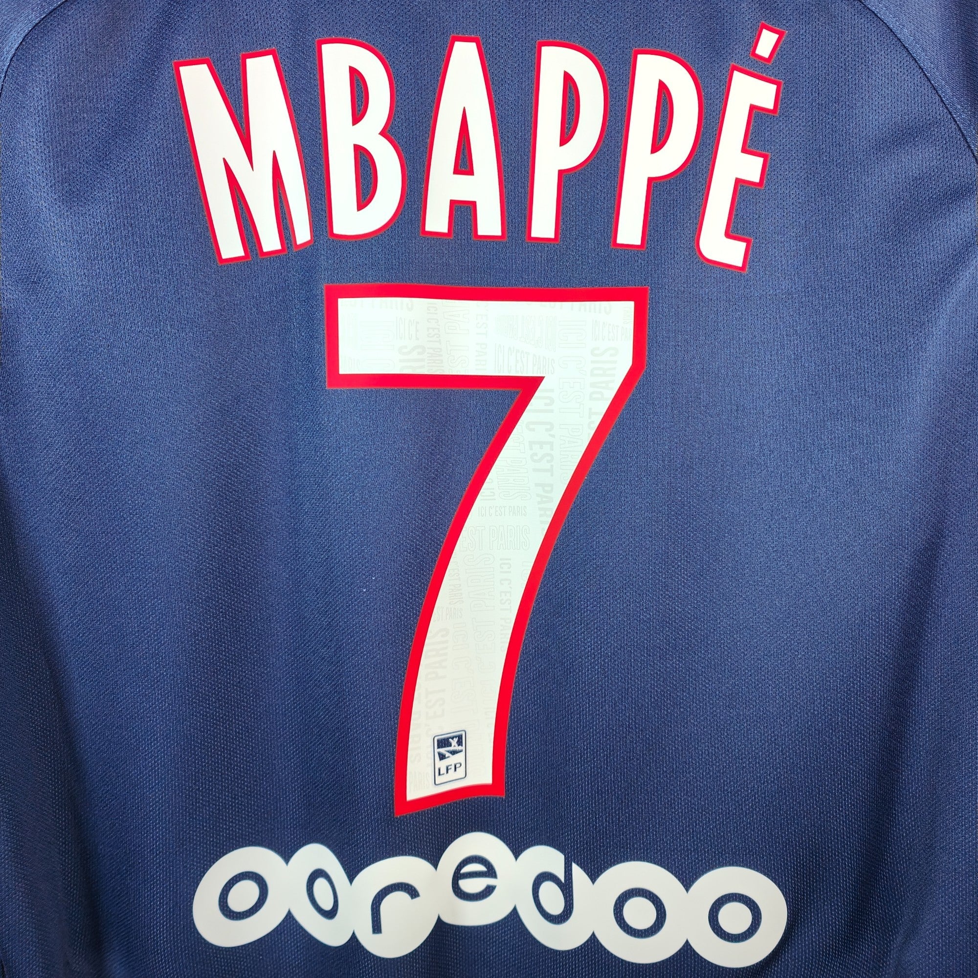 2019 - 20 PSG Home Shirt Mbappé 7 - 9.5/10 - (M) - Eternal Pitch