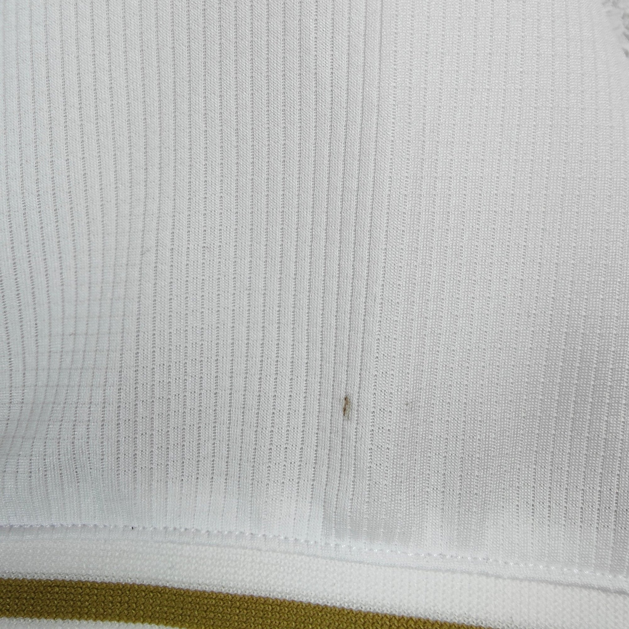 2019 - 20 Real Madrid Home Shirt Benzema 9 - 9/10 - (L) - Eternal Pitch