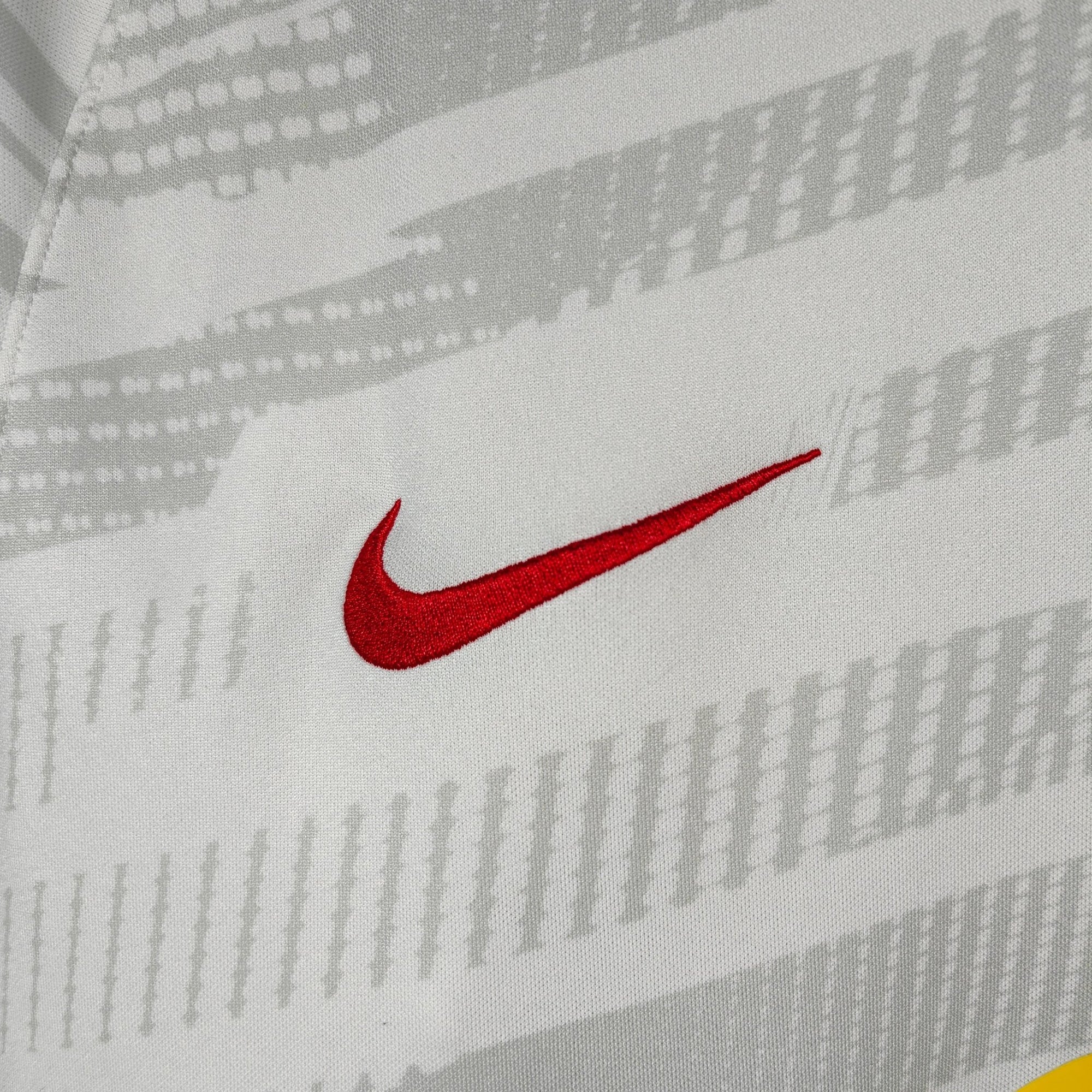 2019 - 20 Red Bull Leipzig Home Shirt - 9/10 - (M) - Eternal Pitch
