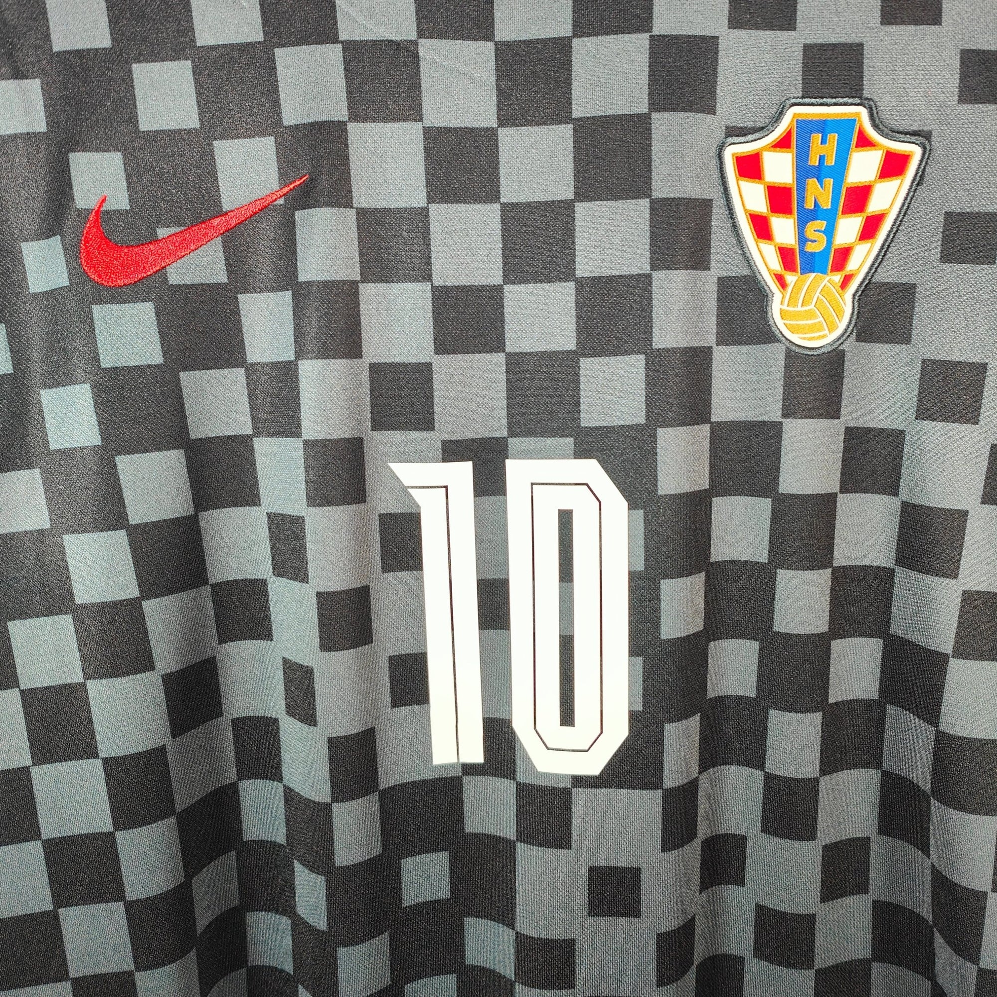 2020 - 21 Croatia Away Shirt Modric 10 - 9.5/10 - (L) - Eternal Pitch
