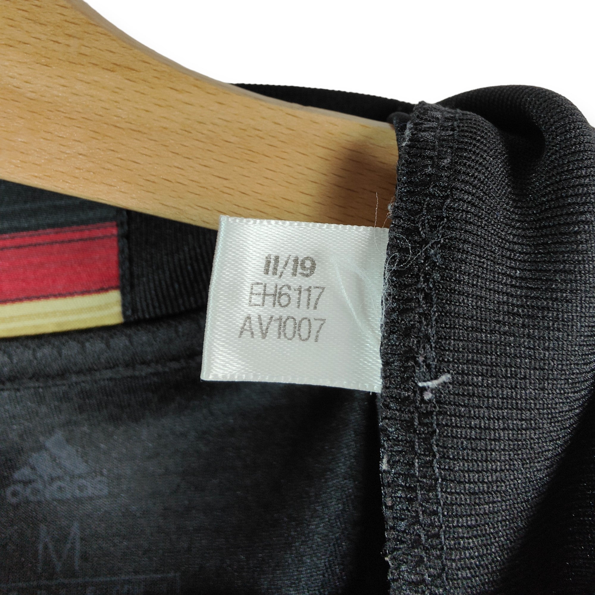 2020 - 21 Germany Away Shirt Muller 25 (M) - Eternal Pitch