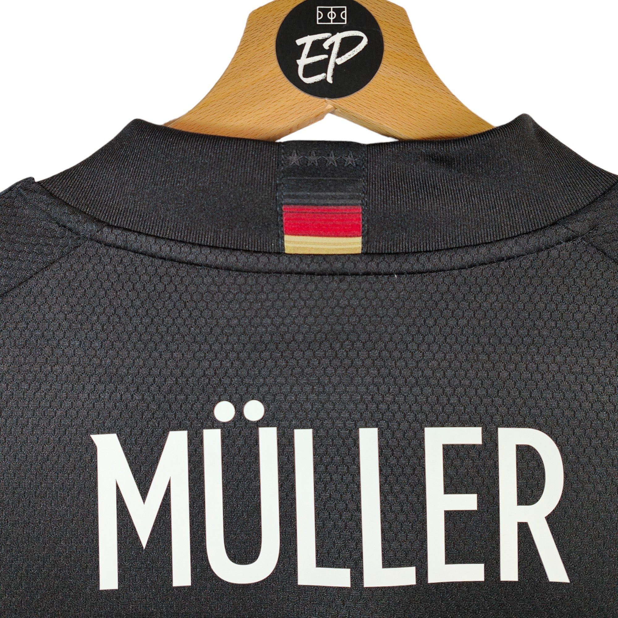 2020 - 21 Germany Away Shirt Muller 25 (M) - Eternal Pitch
