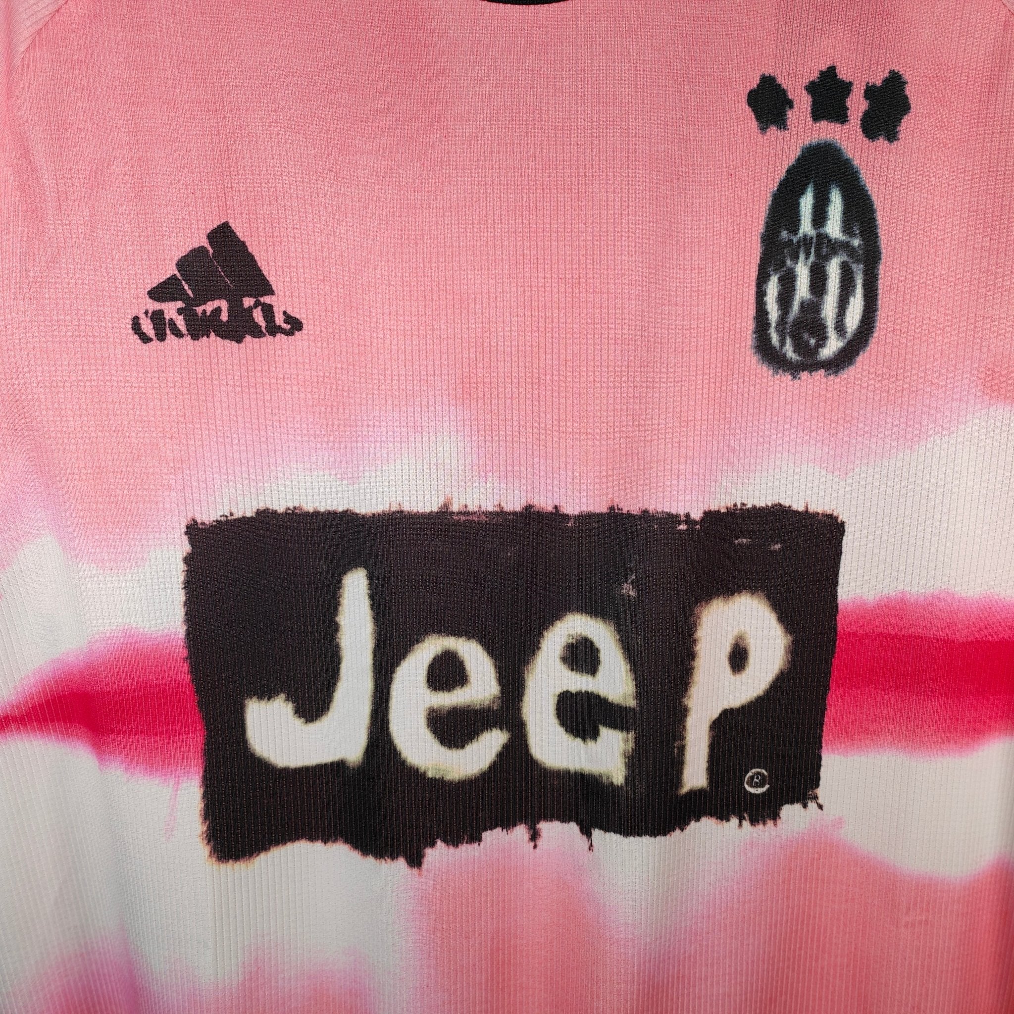 2020-21 Juventus Fourth Shirt Humanrace Ronaldo #7 - BNWT - (M
