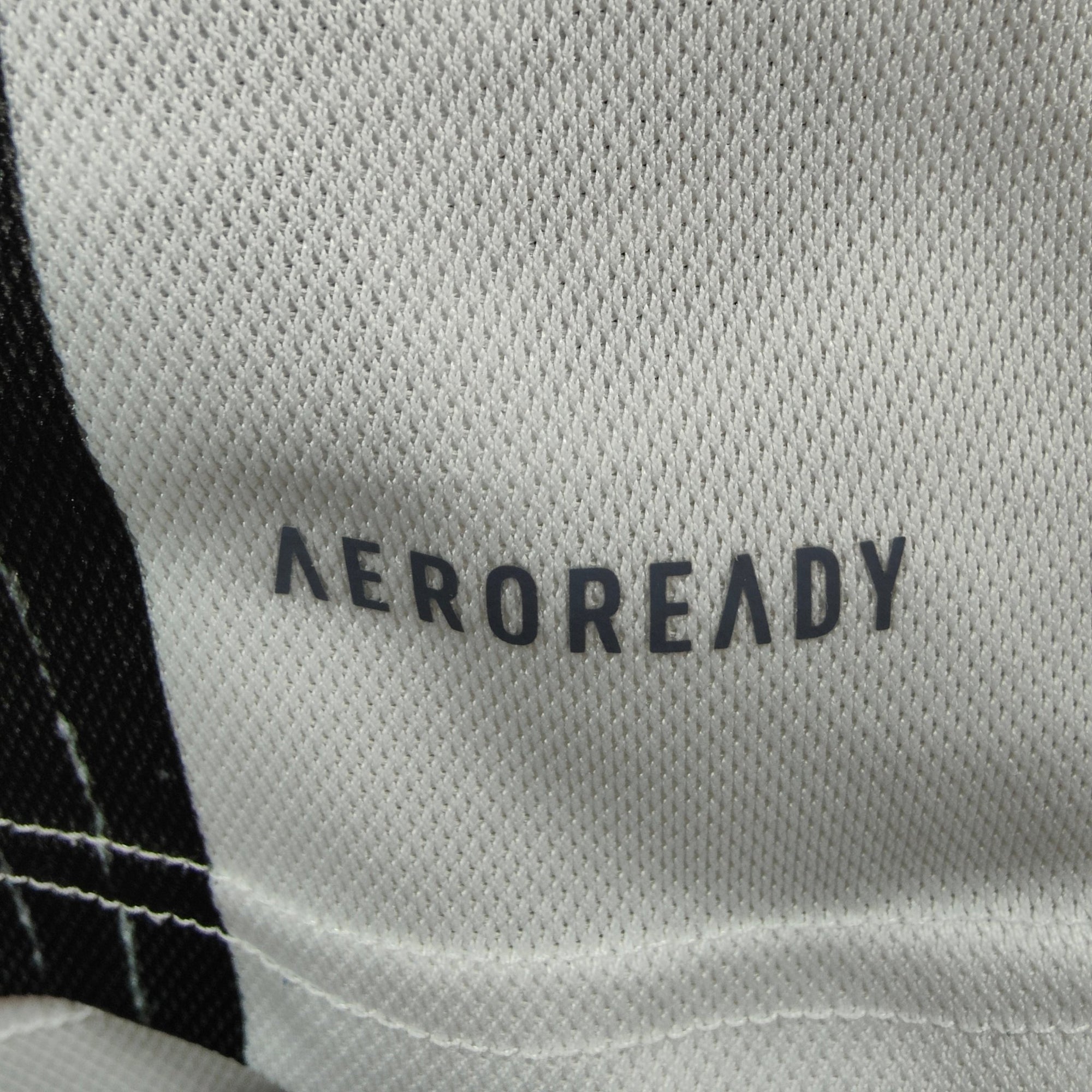 2020 - 21 Juventus Home Shirt Dybala 10 (L) - Eternal Pitch