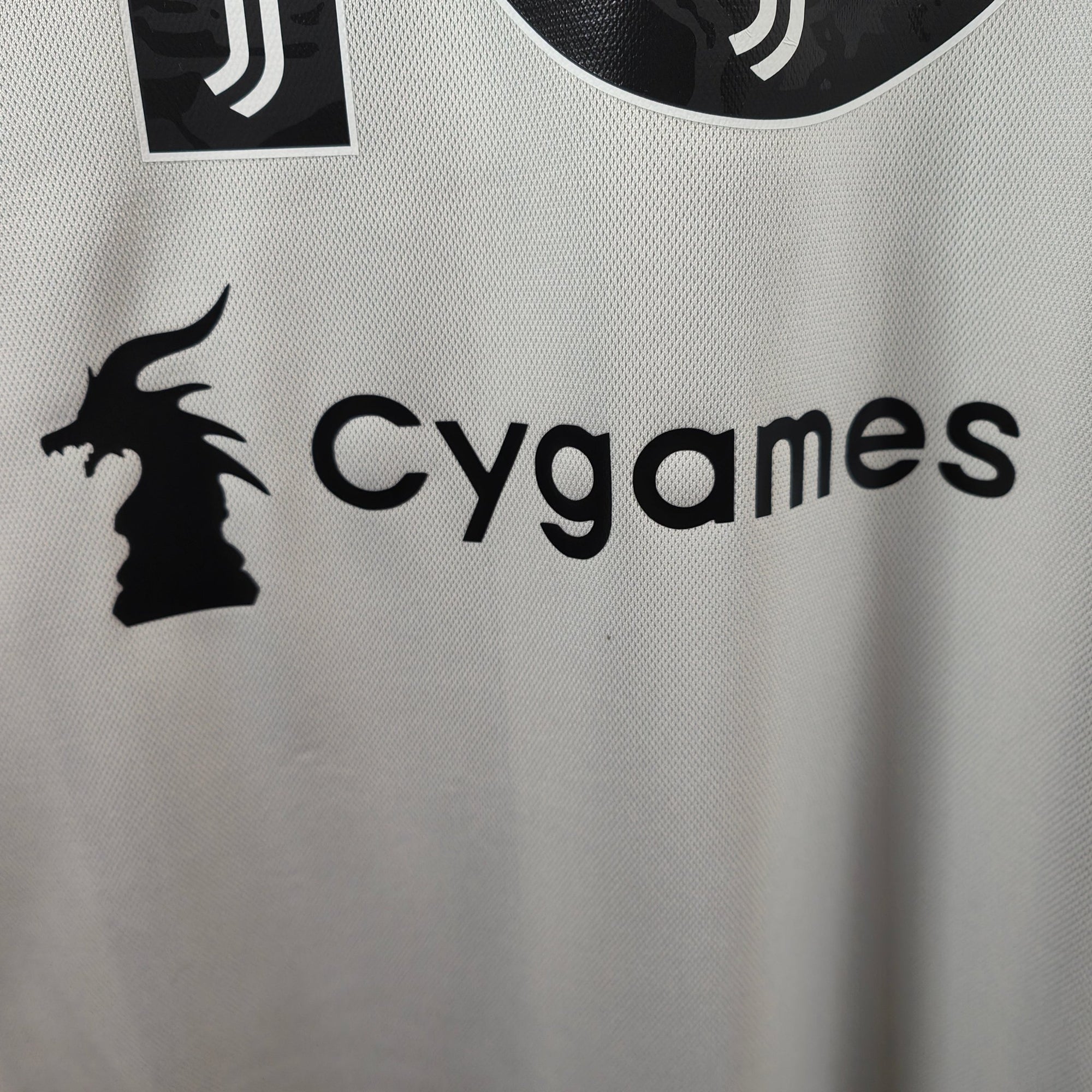 2020 - 21 Juventus Home Shirt Dybala 10 (L) - Eternal Pitch