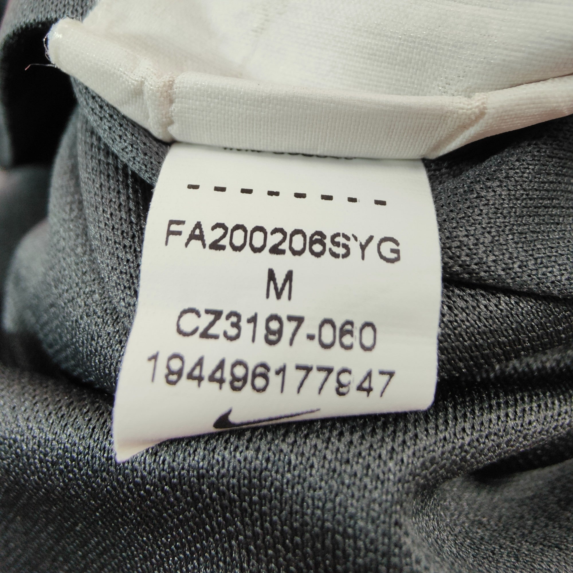 2020 - 21 Liverpool Third Shirt Salah 11 - 9/10 - (M) - Eternal Pitch