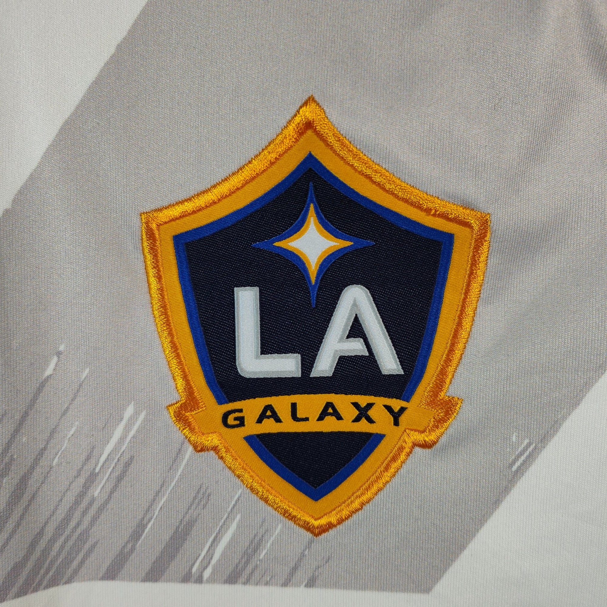 2020 - 21 Los Angeles Galaxy Home Shirt Chicharito 14 - 9/10 - (M) - Eternal Pitch