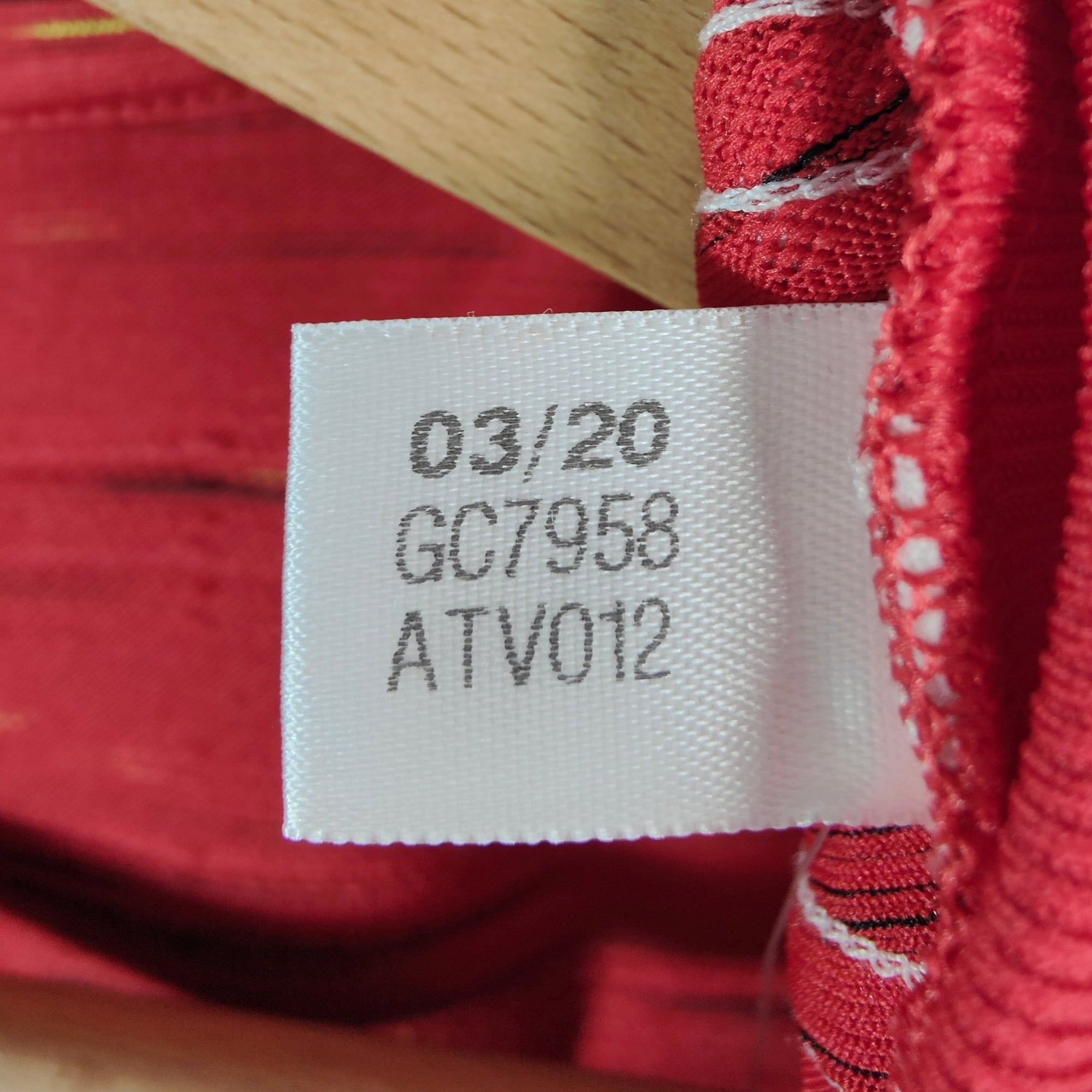 2020 - 21 Manchester United Home Shirt Pogba 6 - BNWT - (M) - Eternal Pitch